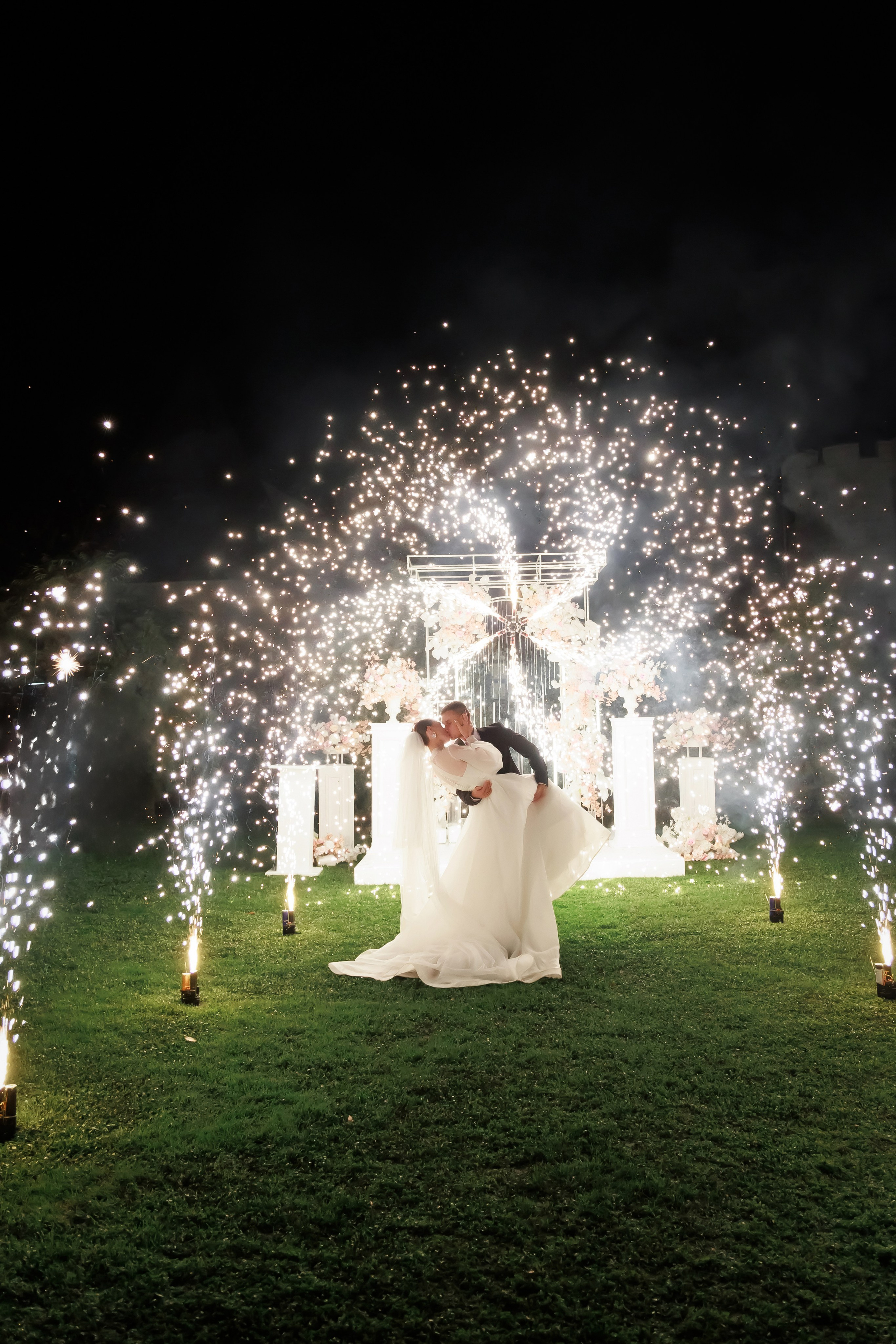СВАДЕБНЫЕ ФОТОСЕССИИ. Свадебный и семейный фотограф в г. Майкопе (выезд по республике и краю)