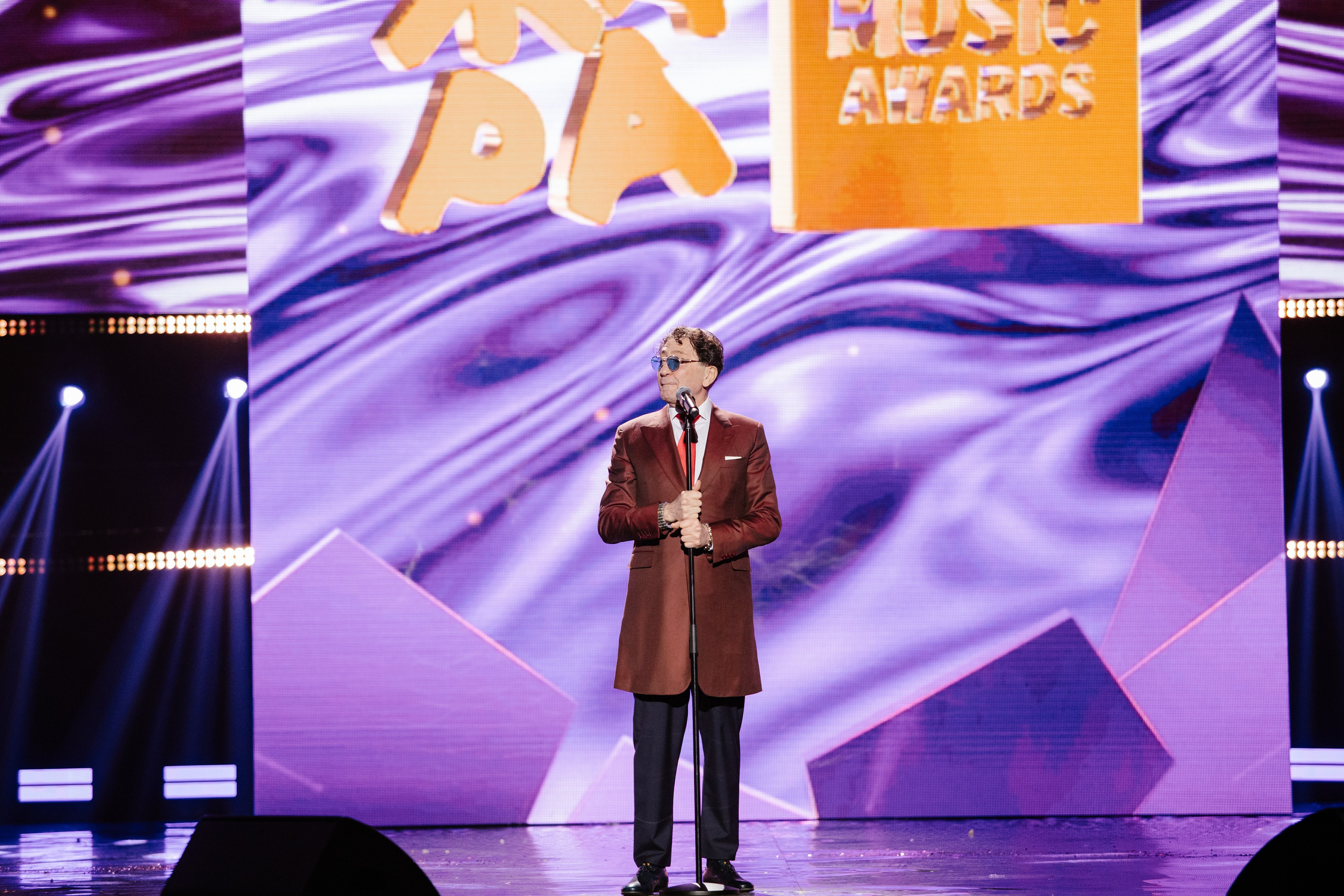 ЖАРА ТВ. Светский фотограф — Анисина Ирина