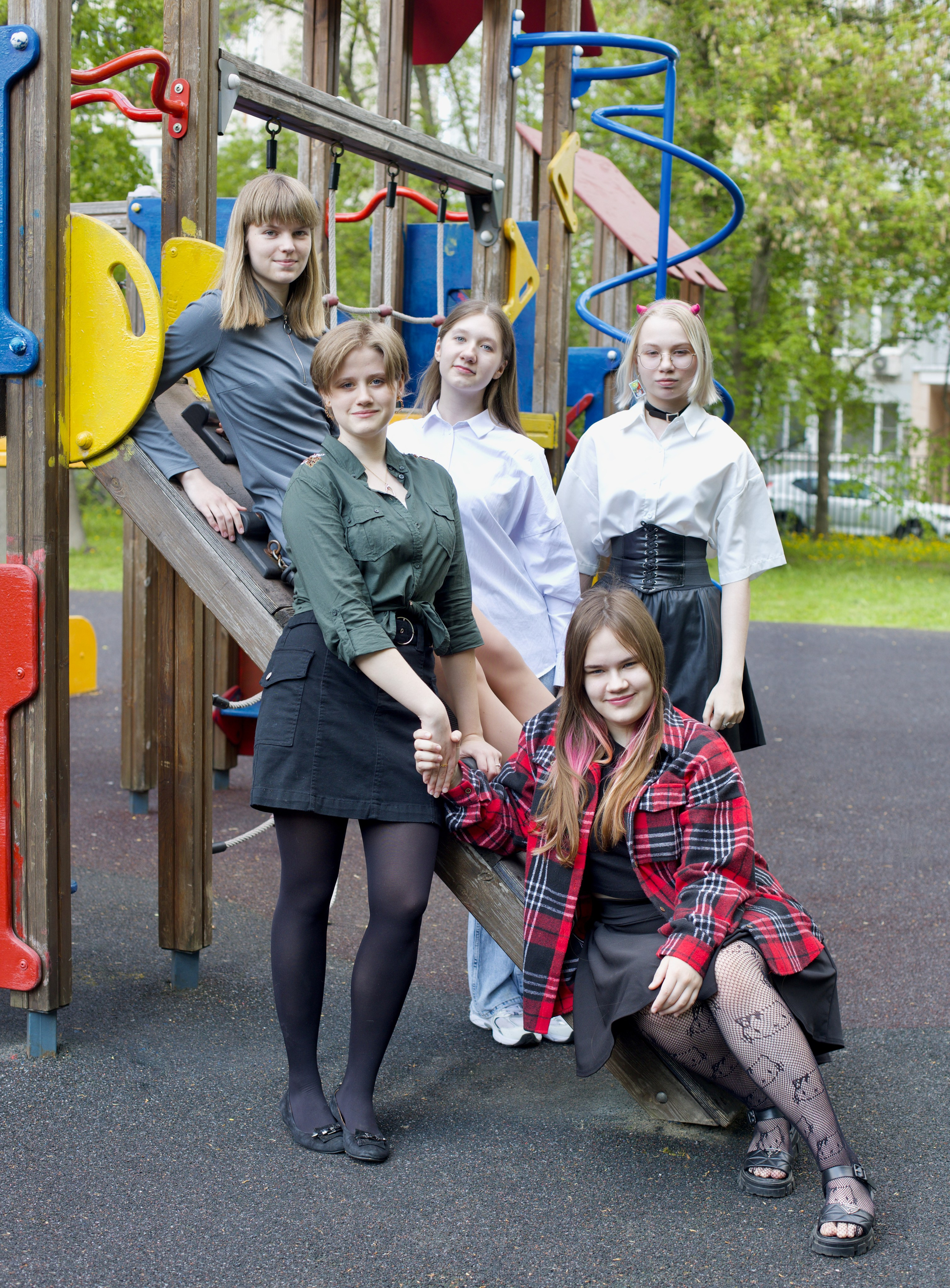 Групповые фото 9 и 11 класс