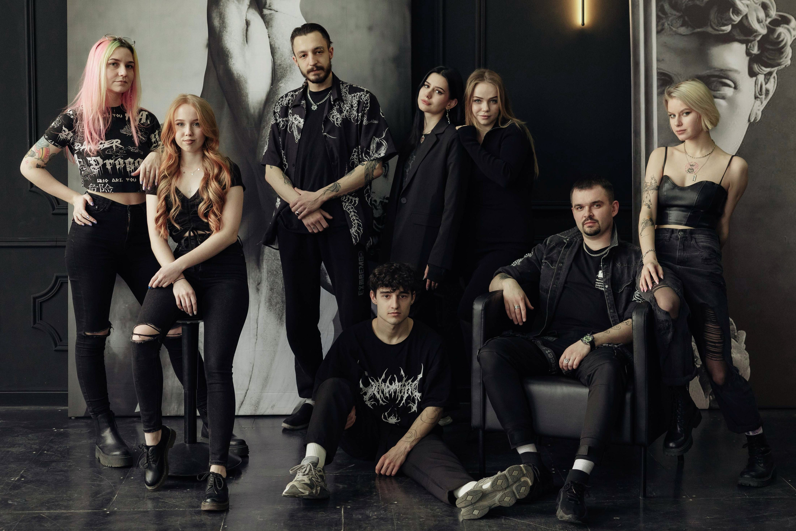 Коллективная фотосессия для мастеров тату-салона «Бить-Колотить». Алексей Шаров — свадебный и репортажный фотограф в Нижнем Новгороде