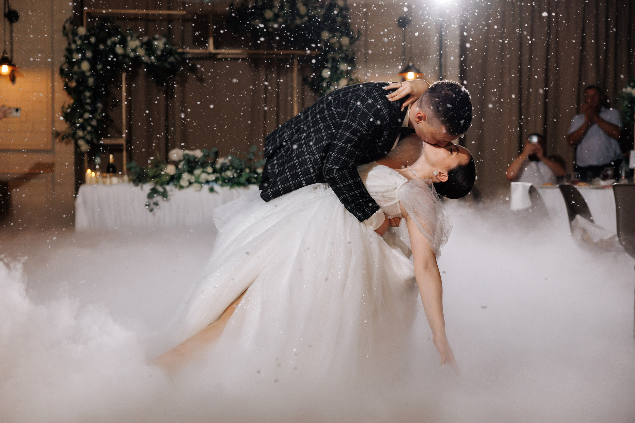 СВАДЕБНЫЕ ЭФФЕКТЫ «ФЕНИКС»