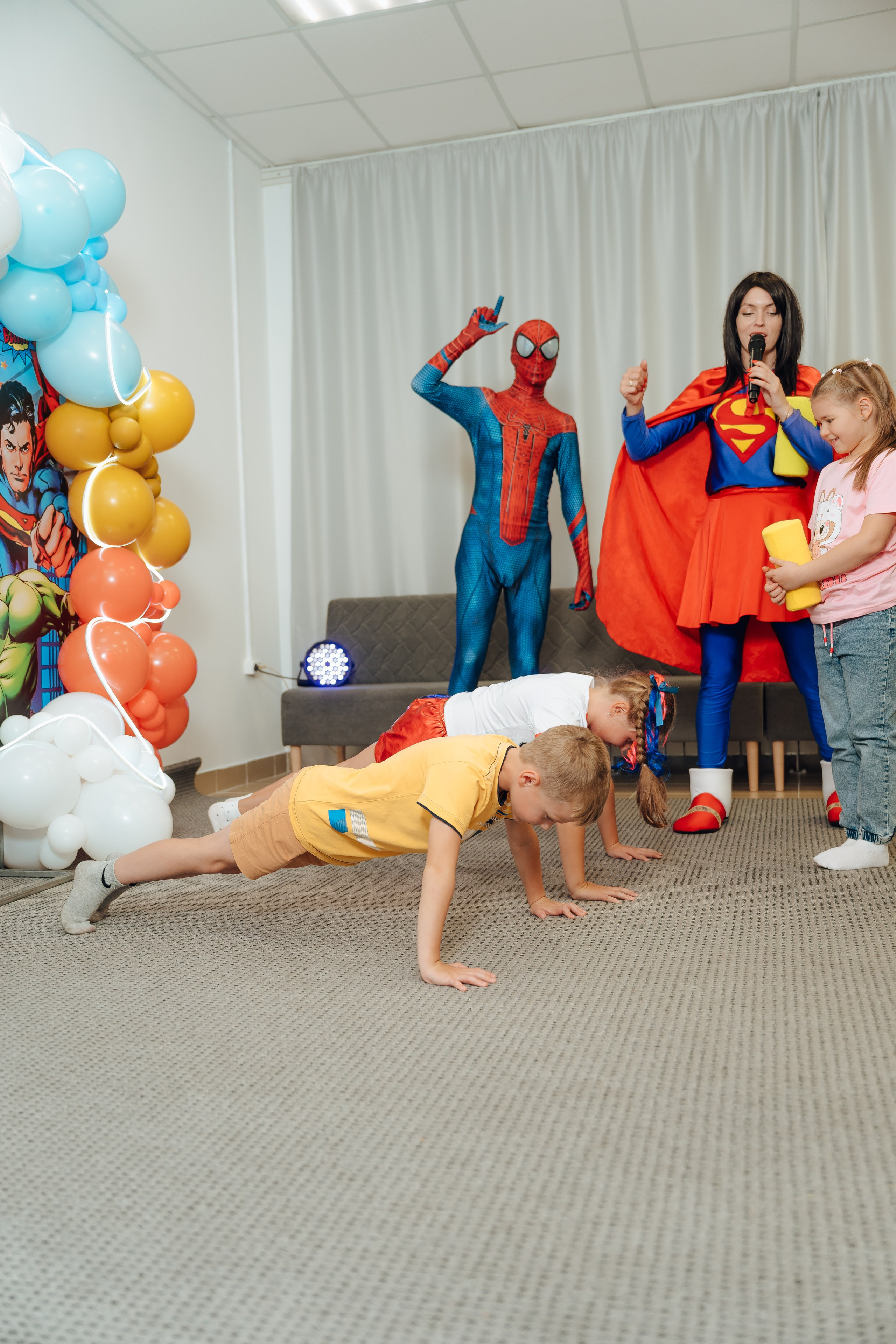 Праздник Льва в Мультифокс. Детский и семейный фотограф Катерина Мишина