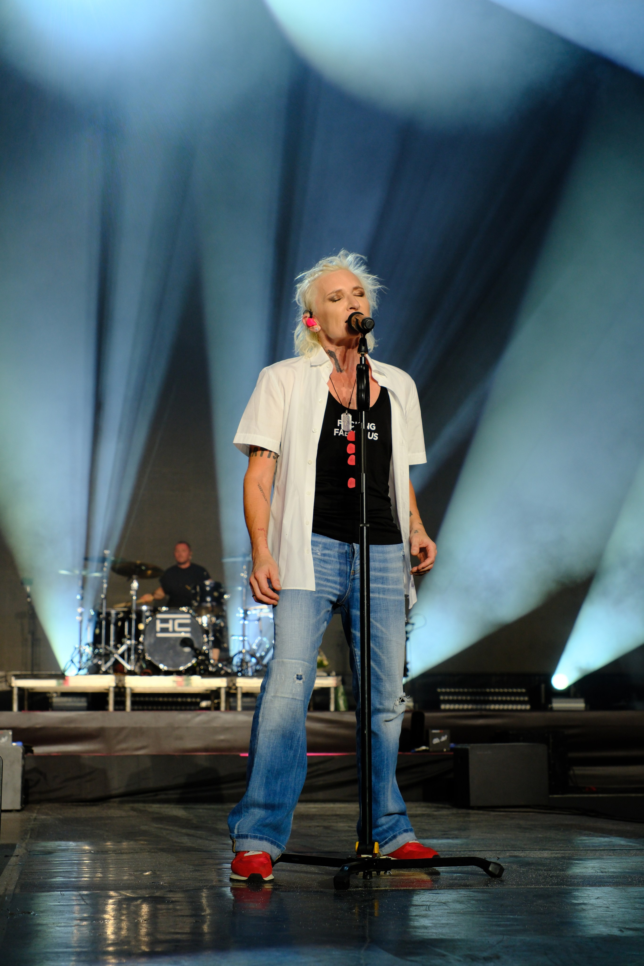 Диана Арбенина (группа «Ночные снайперы») — Москва, МТС Live Лето 2024. RedGeek - блогер и стручњак за образовање и ИТ Кирил Ситнов