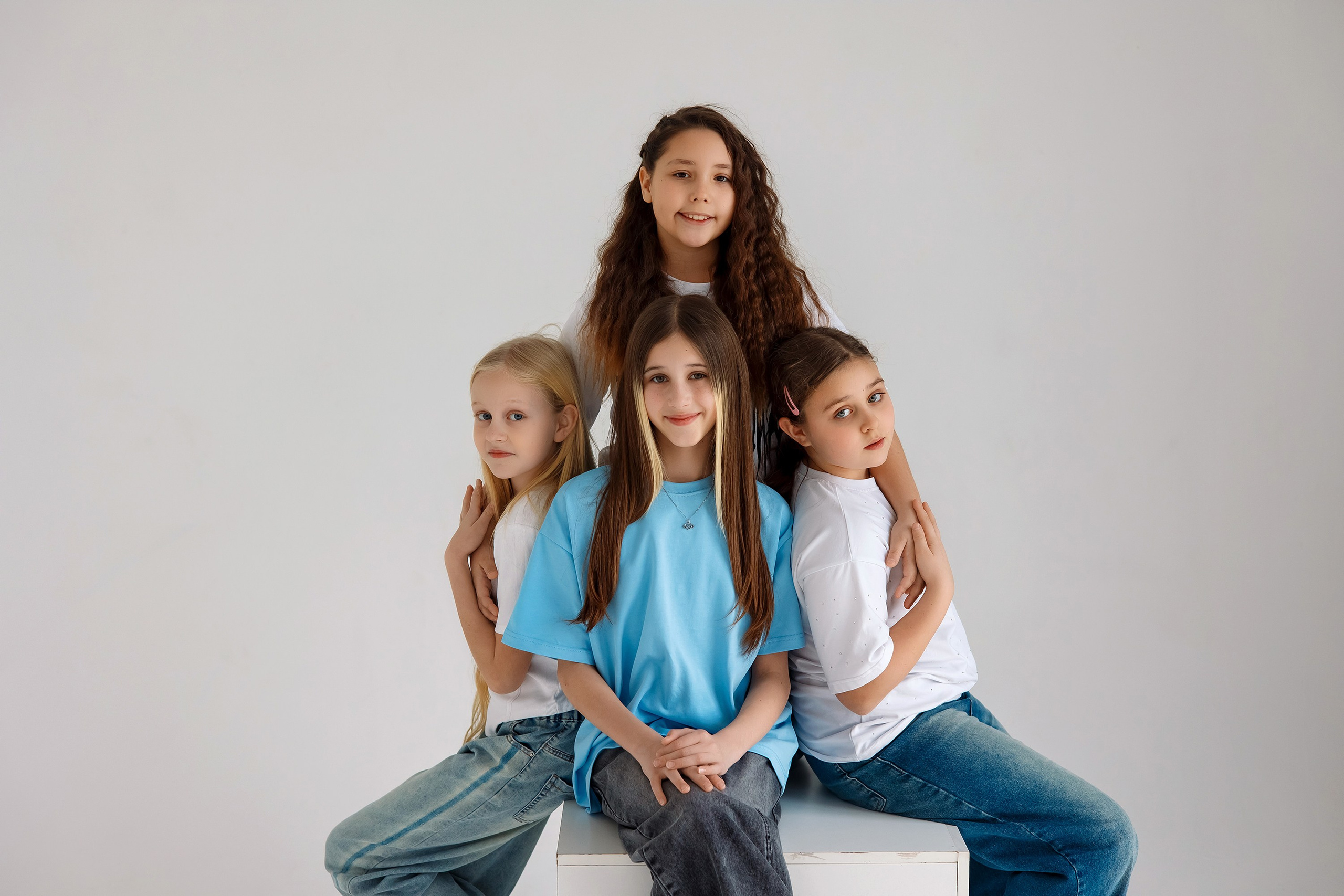 4 класс съемка в фотостудии. Фотограф Любовь Корниенко, Примоский край