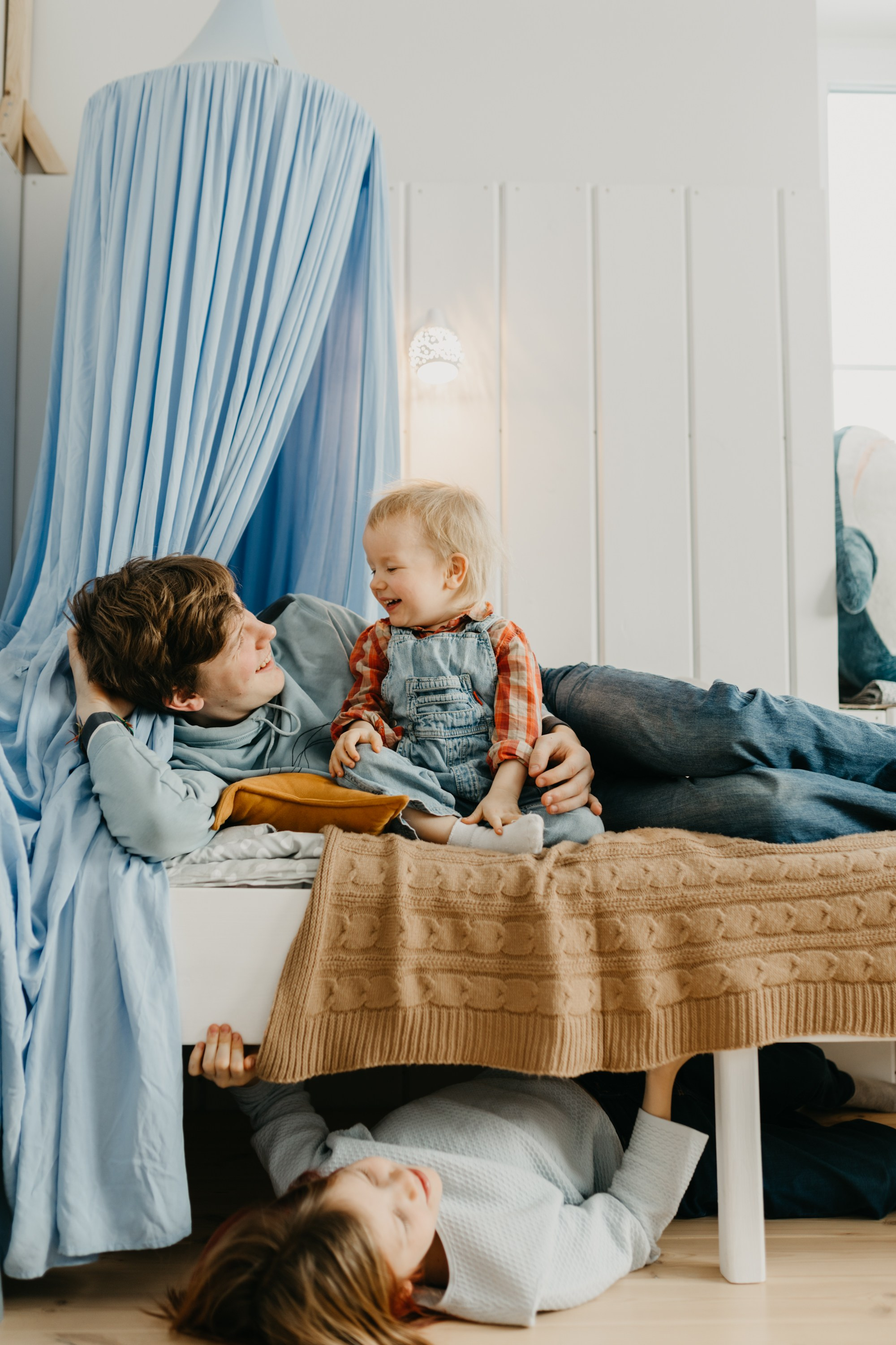 Рождественская Новогодняя Семейная Фотосессия дома. Семейный фотограф Маша Тимофеева | Москва