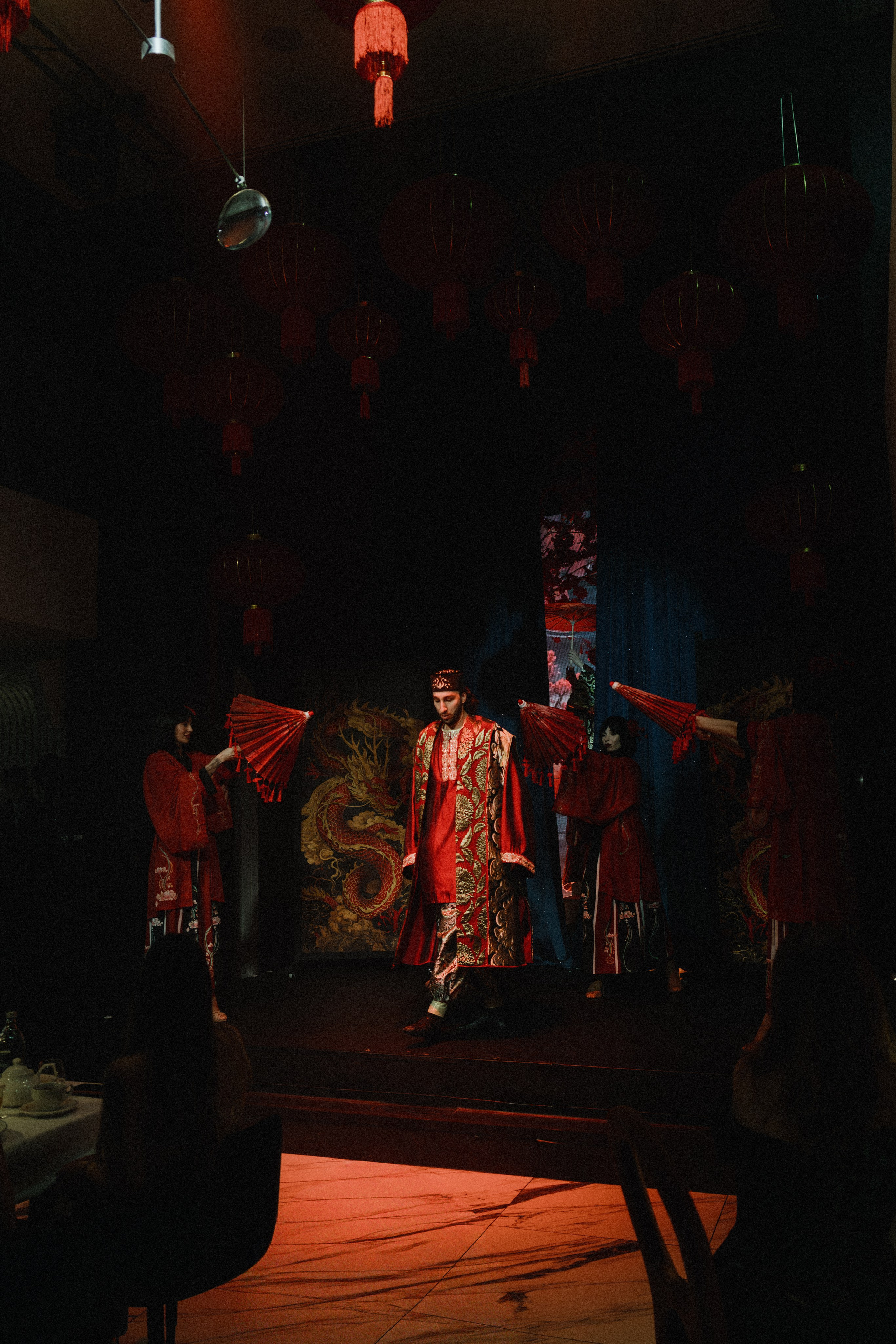 8 марта (воскресенье). BENUAR Restaurant