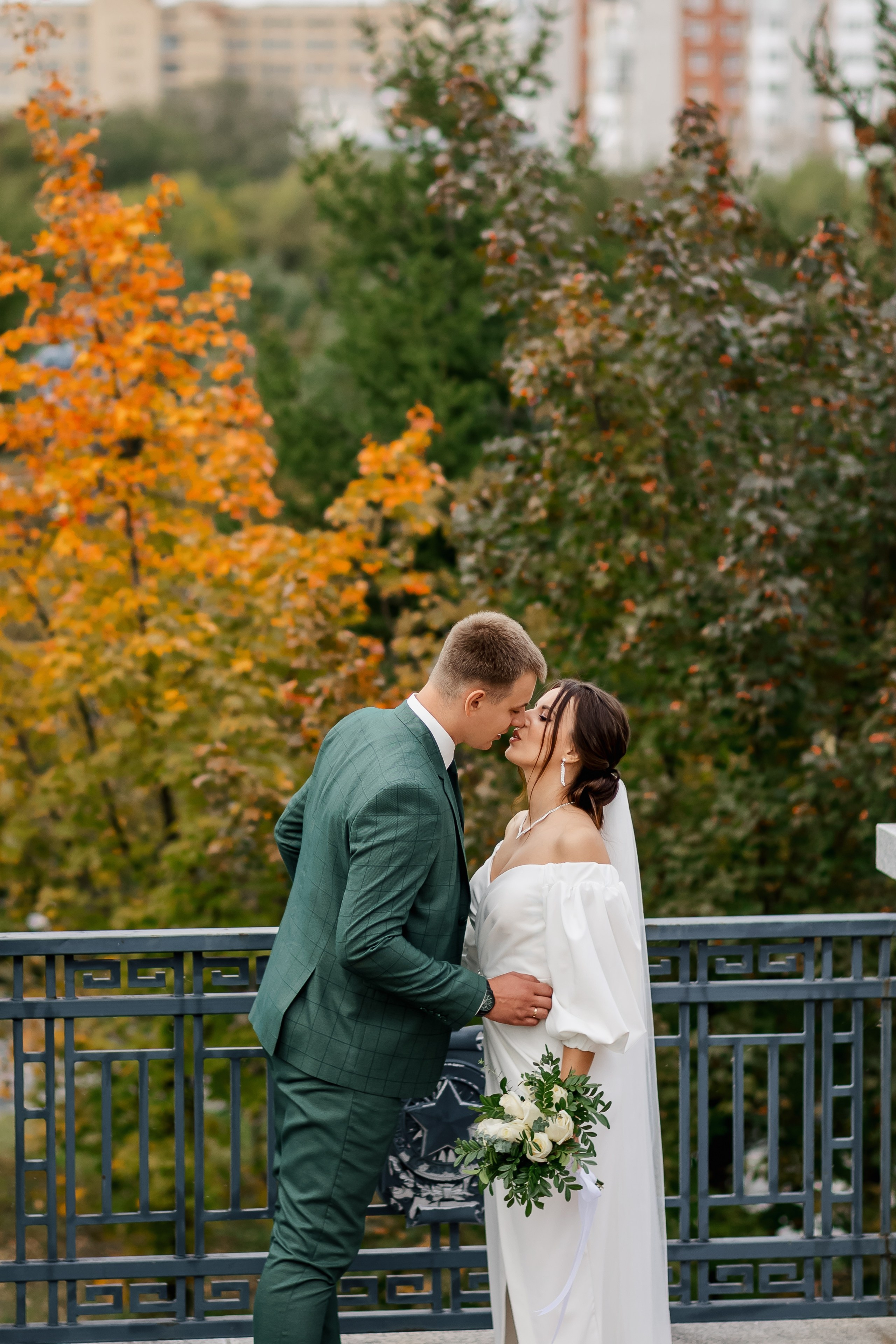 Олег и Юлия. Свадебная прогулка. Свадебный фотограф в Хабаровске