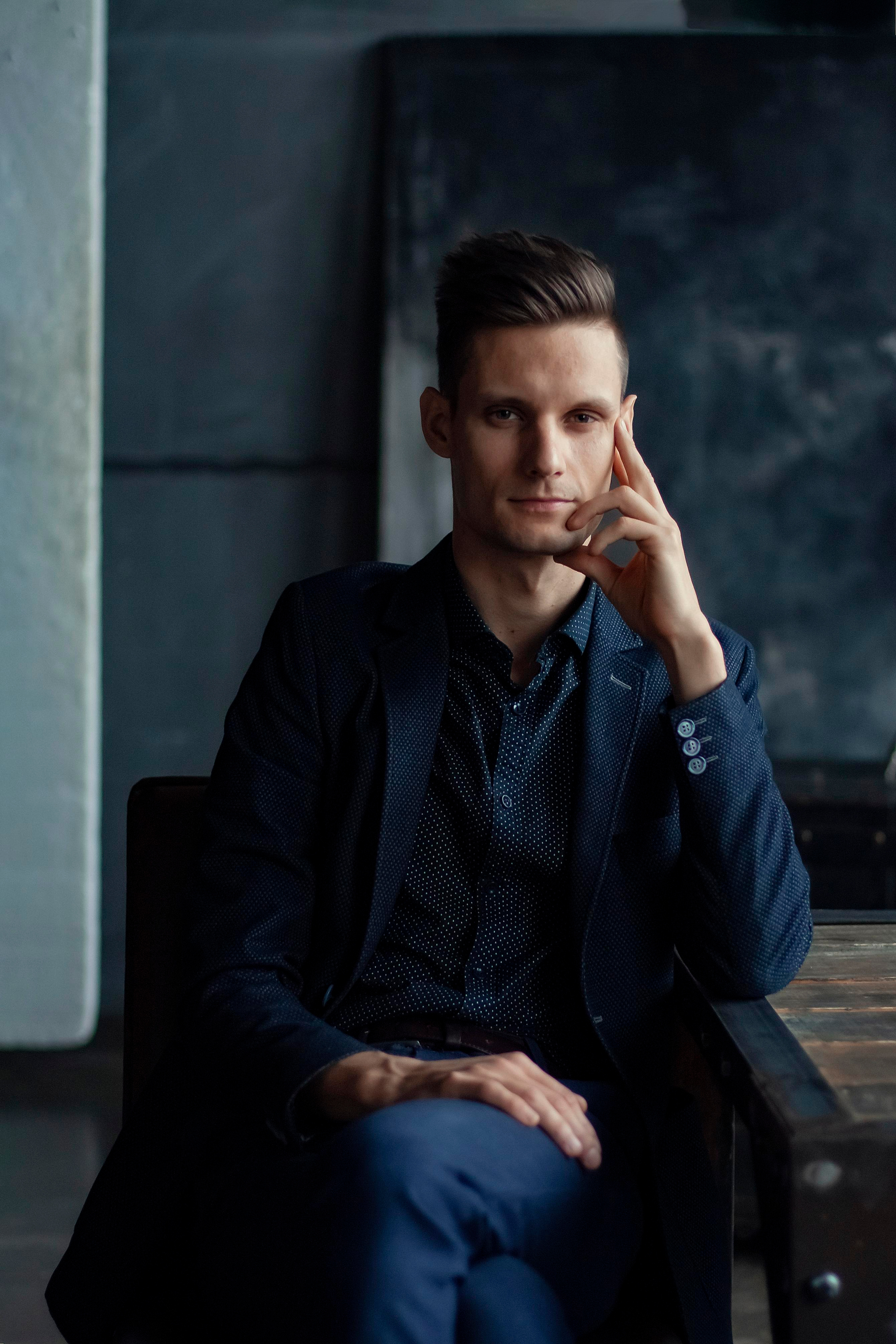 Евгений. Стильная сьемка в студии. Профессиональный фотограф, Москва |Видное Елена Елизарова