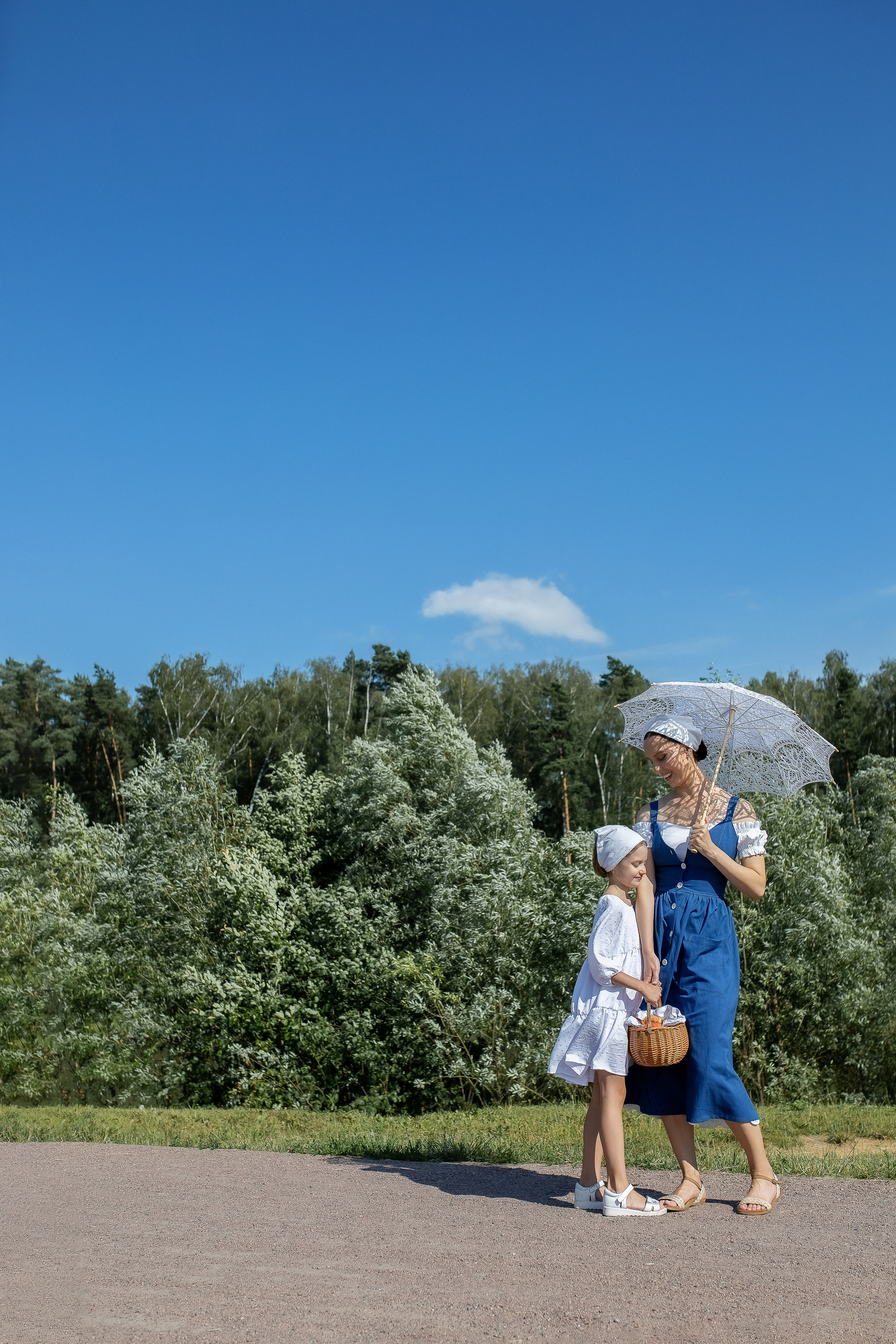 Надя и Алиса. Пикник. Лето. Профессиональный фотограф, Москва |Видное Елена Елизарова