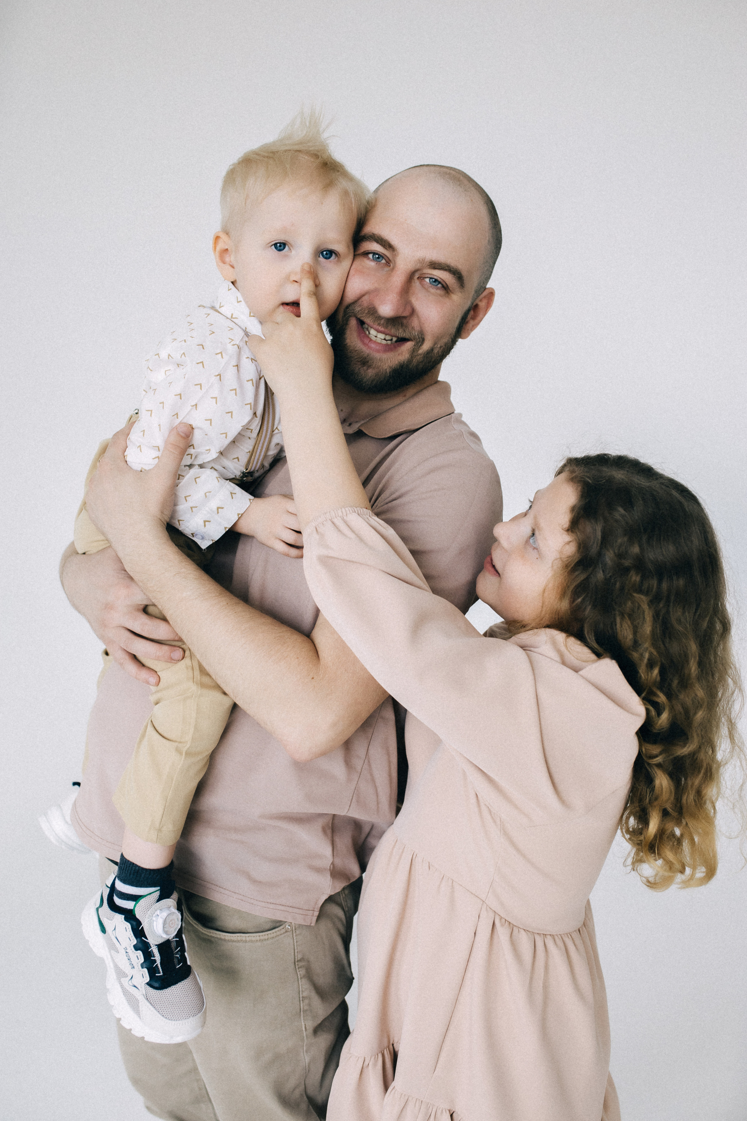 Оля и семья. Студия. Профессиональный фотограф, Москва |Видное Елена Елизарова