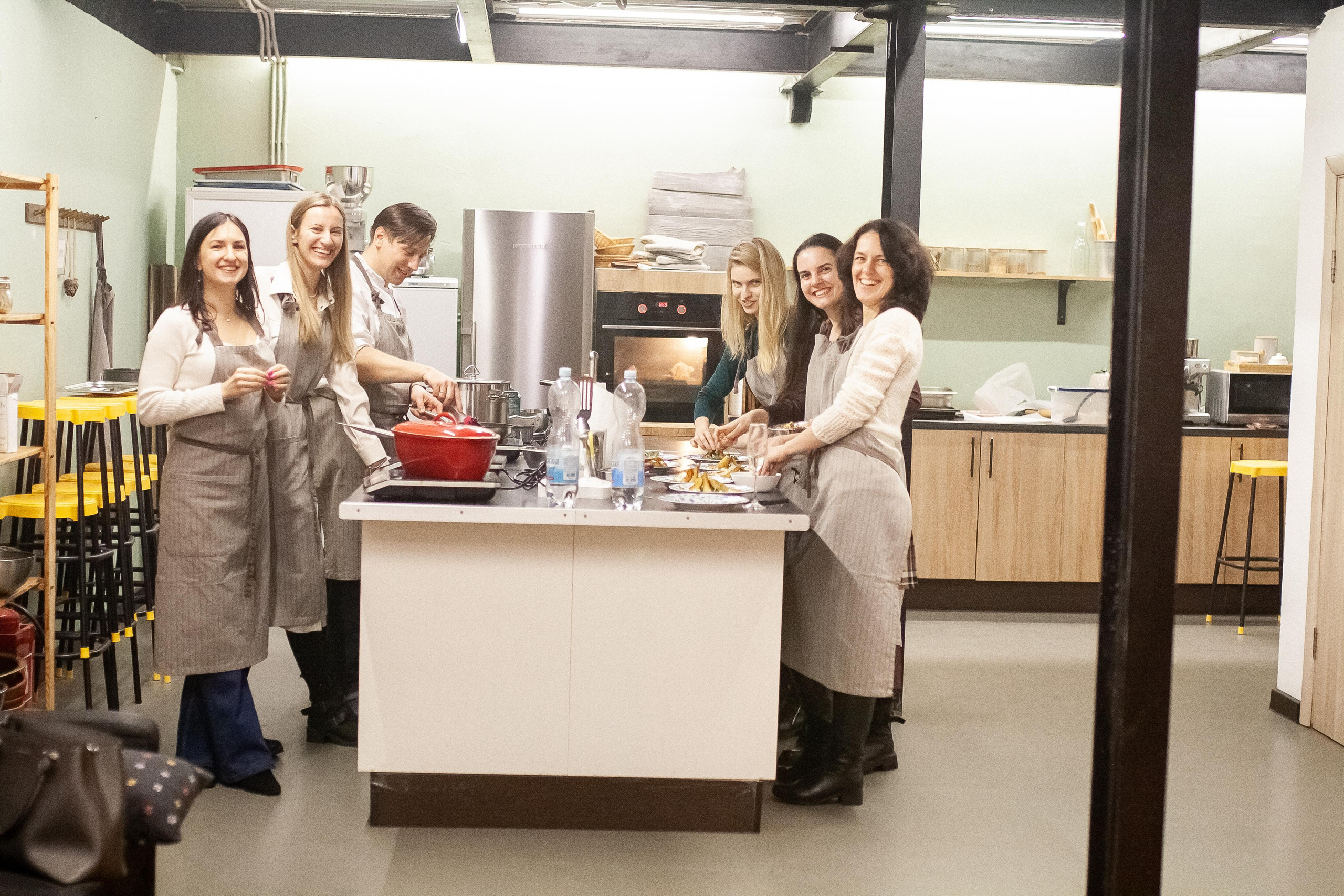 Девичник в кулинарной студии. Профессиональный фотограф, Москва |Видное Елена Елизарова