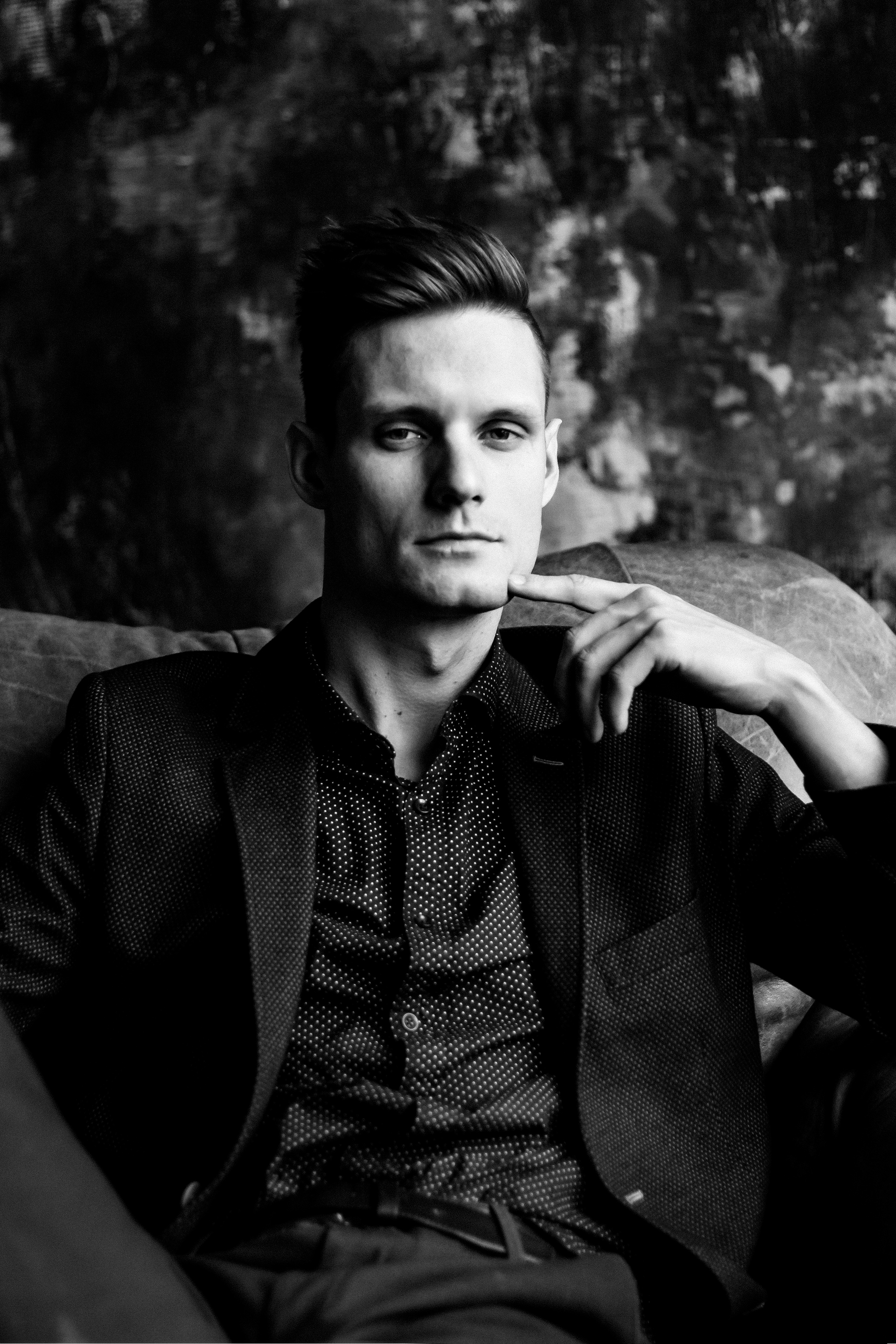 Евгений. Стильная сьемка в студии. Профессиональный фотограф, Москва |Видное Елена Елизарова