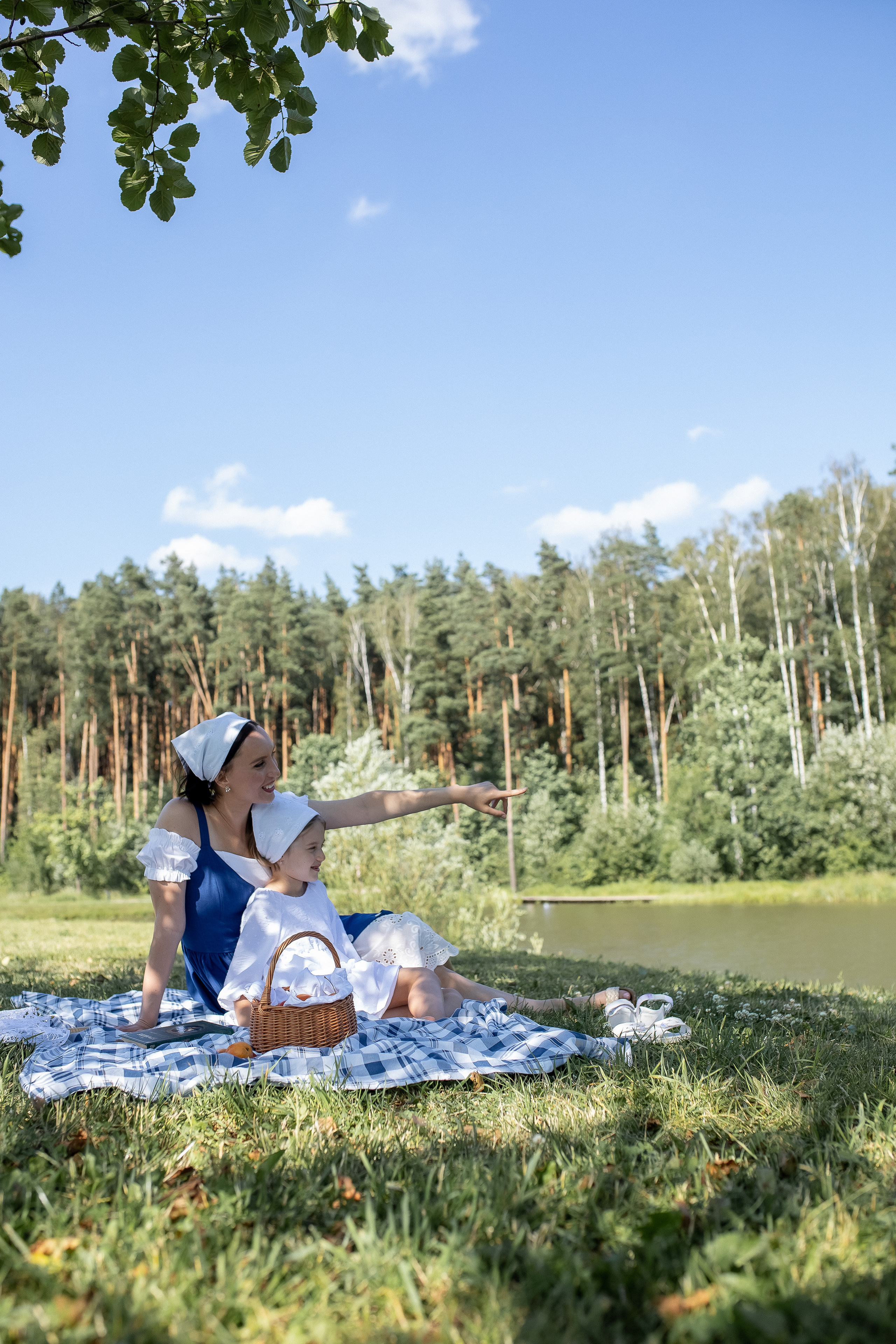 Надя и Алиса. Пикник. Лето. Профессиональный фотограф, Москва |Видное Елена Елизарова