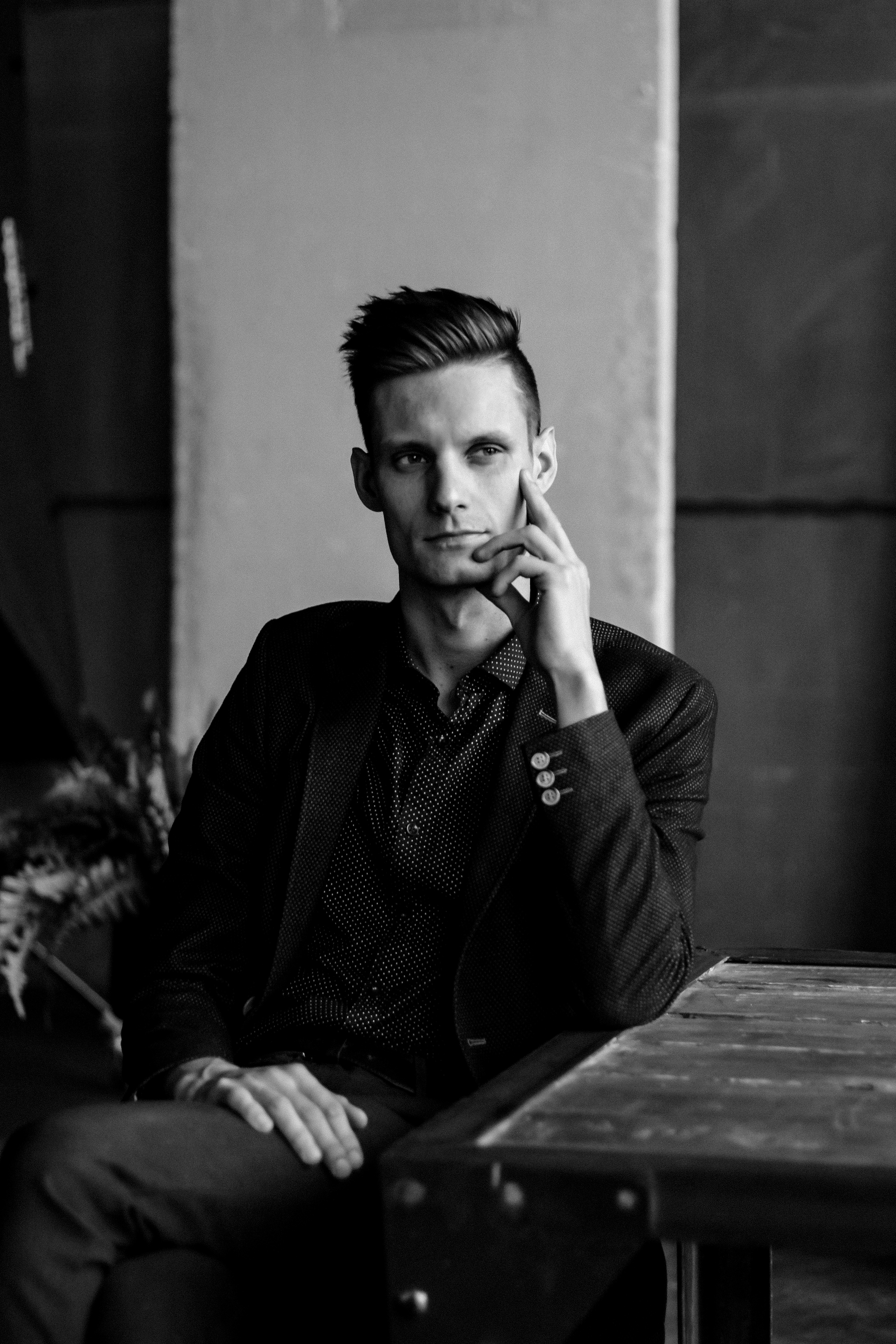 Евгений. Стильная сьемка в студии. Профессиональный фотограф, Москва |Видное Елена Елизарова