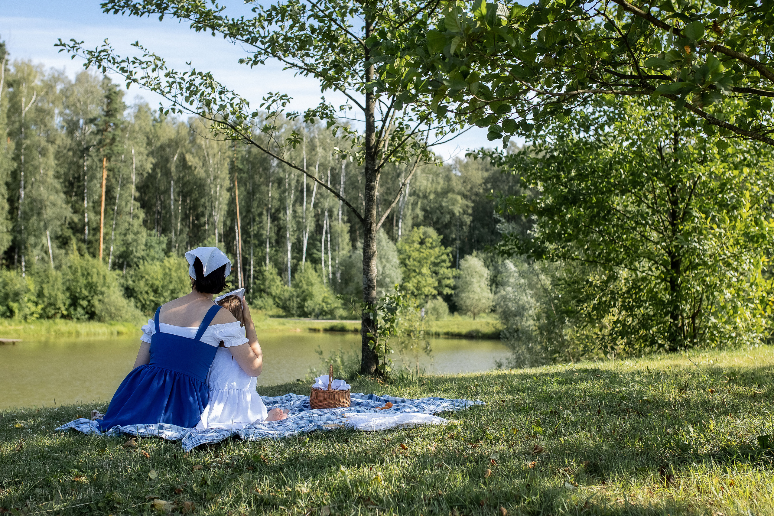 Надя и Алиса. Пикник. Лето. Профессиональный фотограф, Москва |Видное Елена Елизарова