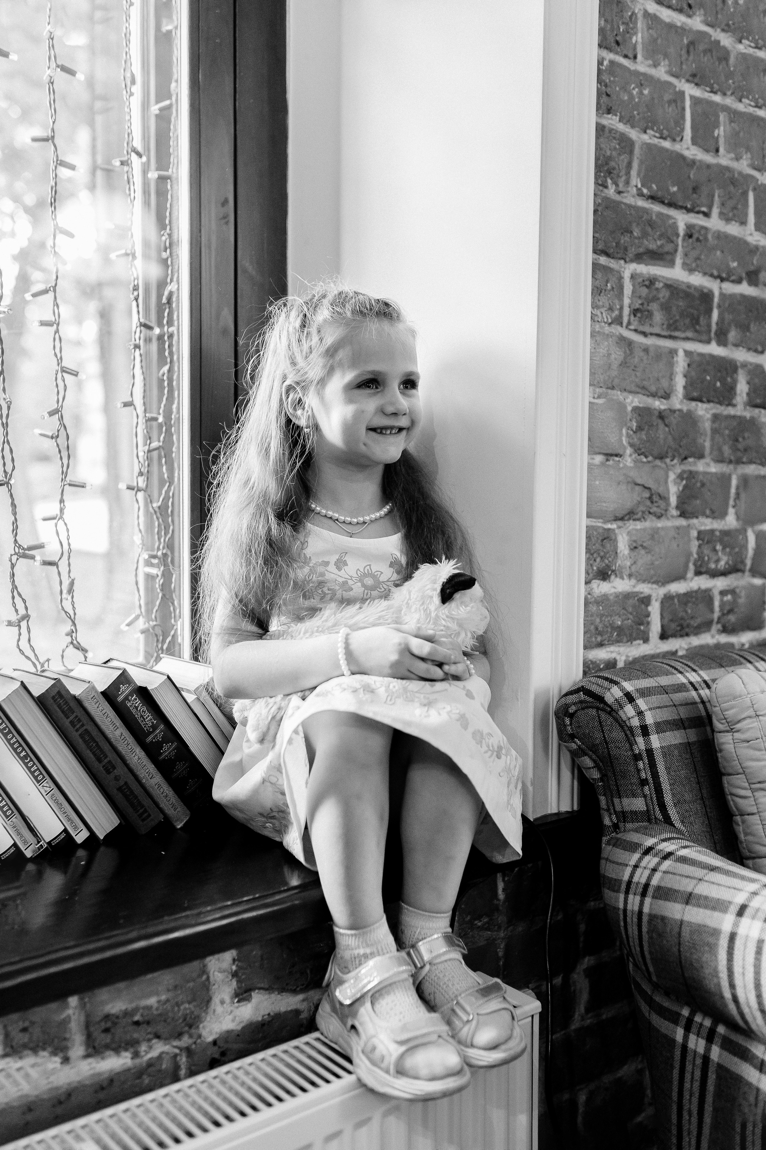 Лия и Полина. Посиделки в библиотеке. Профессиональный фотограф, Москва |Видное Елена Елизарова