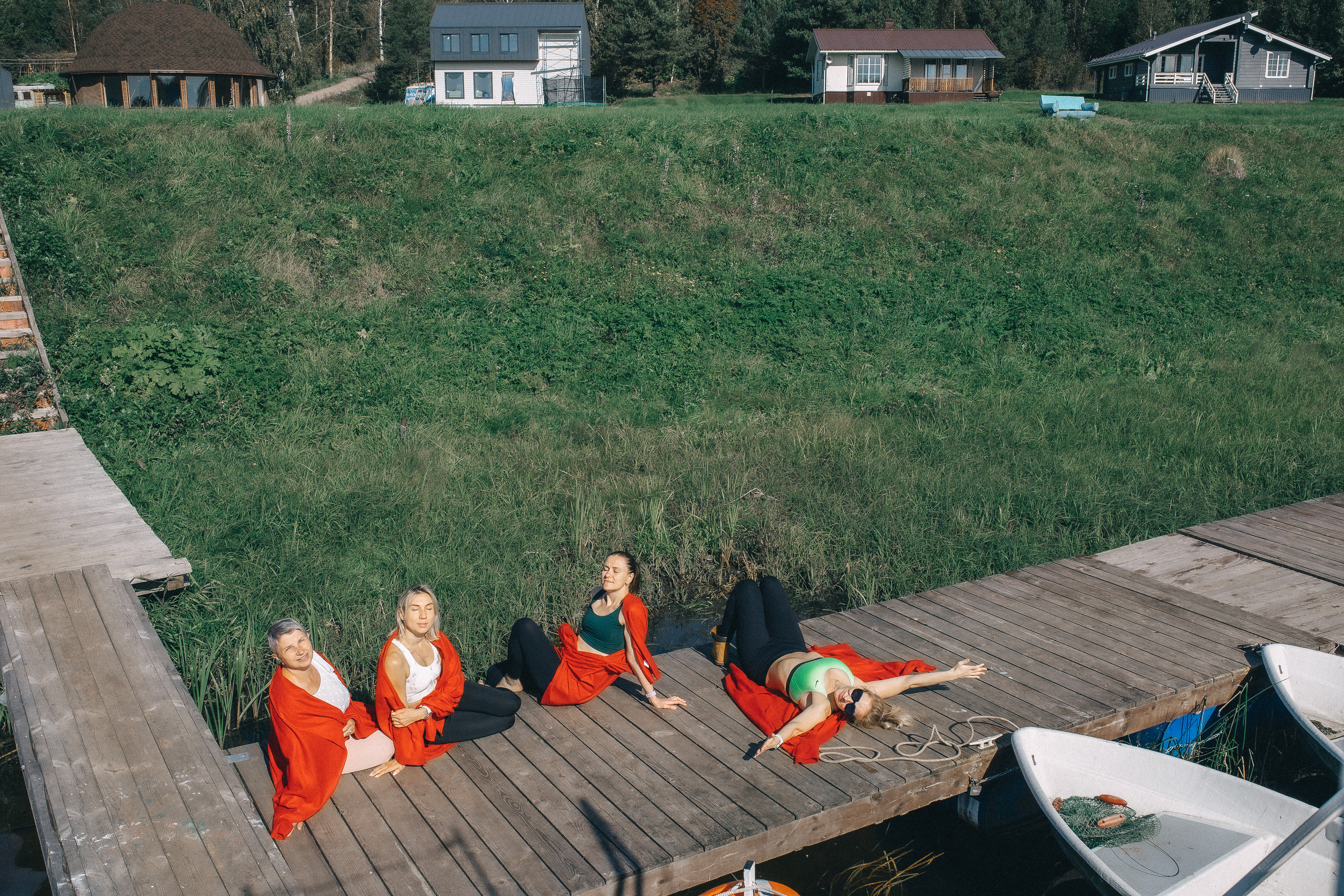 Йога дача. Идея постановочная, а эмоции неподдельные!. Профессиональный фотограф, Москва |Видное Елена Елизарова