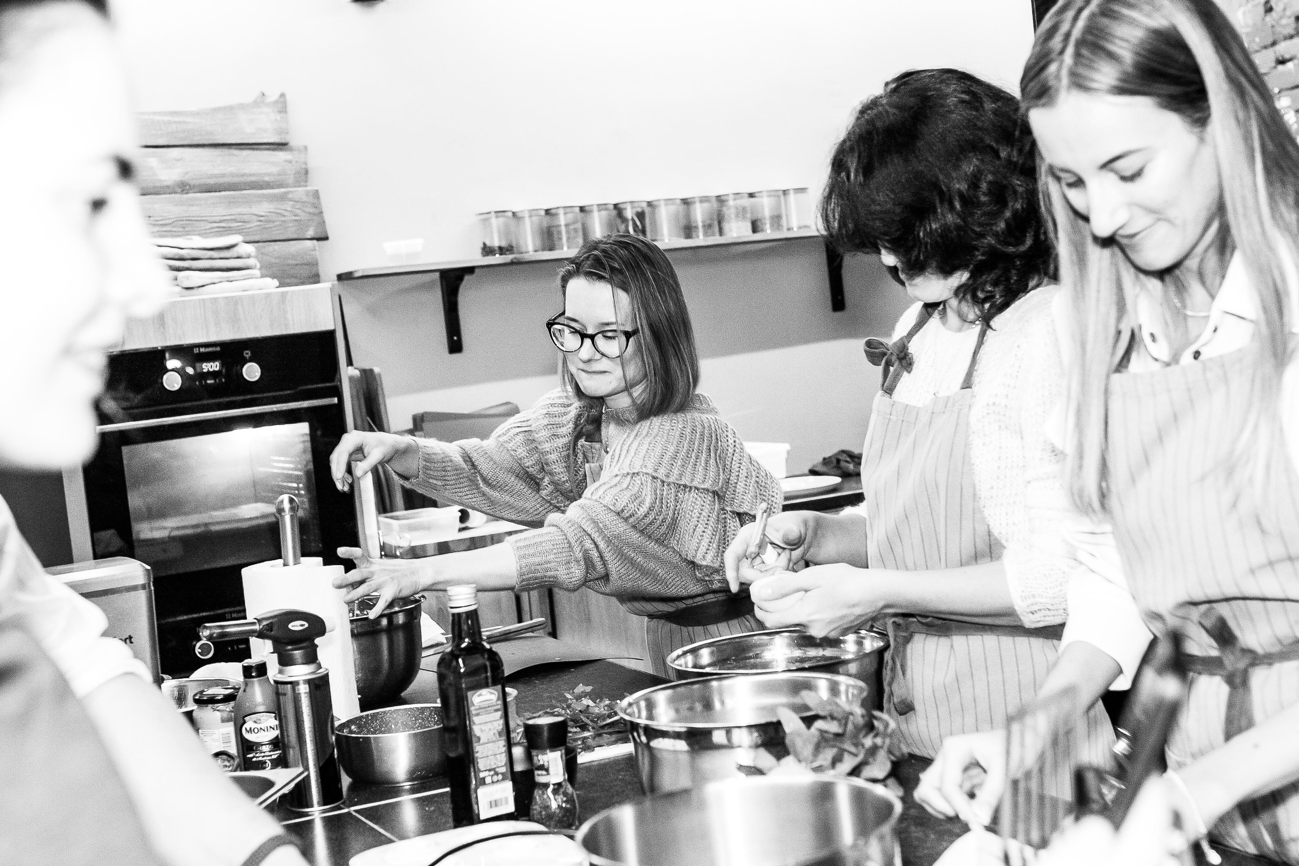 Девичник в кулинарной студии. Профессиональный фотограф, Москва |Видное Елена Елизарова