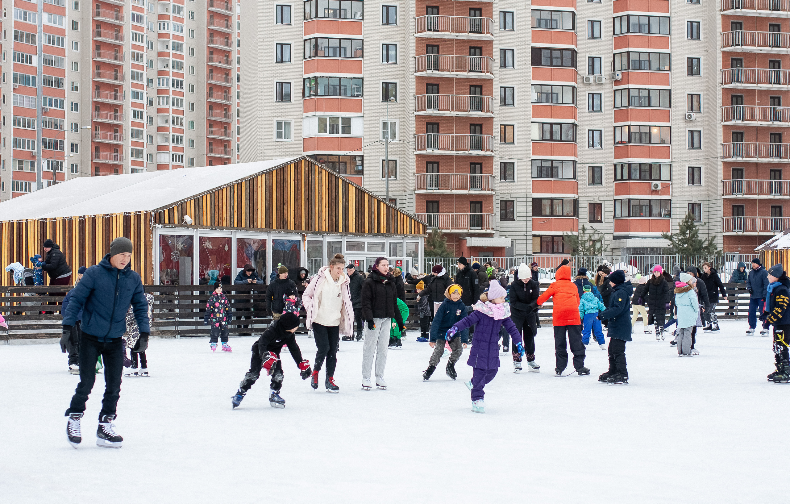 Каток. Веселое катание. Профессиональный фотограф, Москва |Видное Елена Елизарова