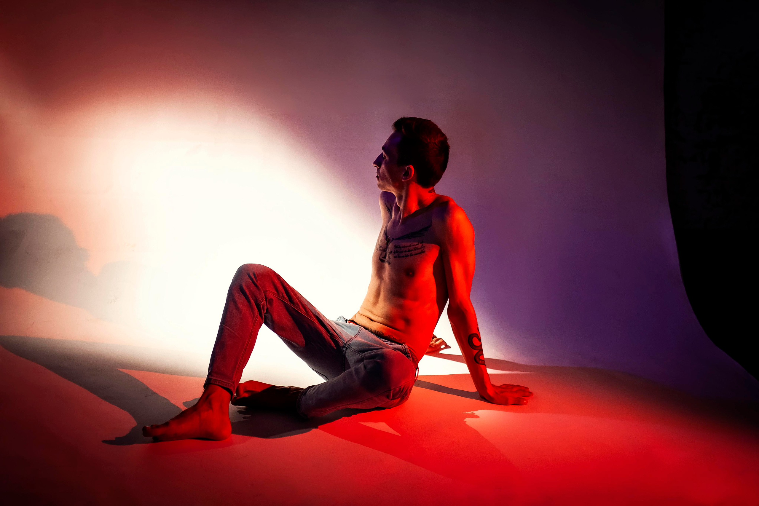 Юра. Фотосессия в студии со студийным светом. Профессиональный фотограф, Москва |Видное Елена Елизарова