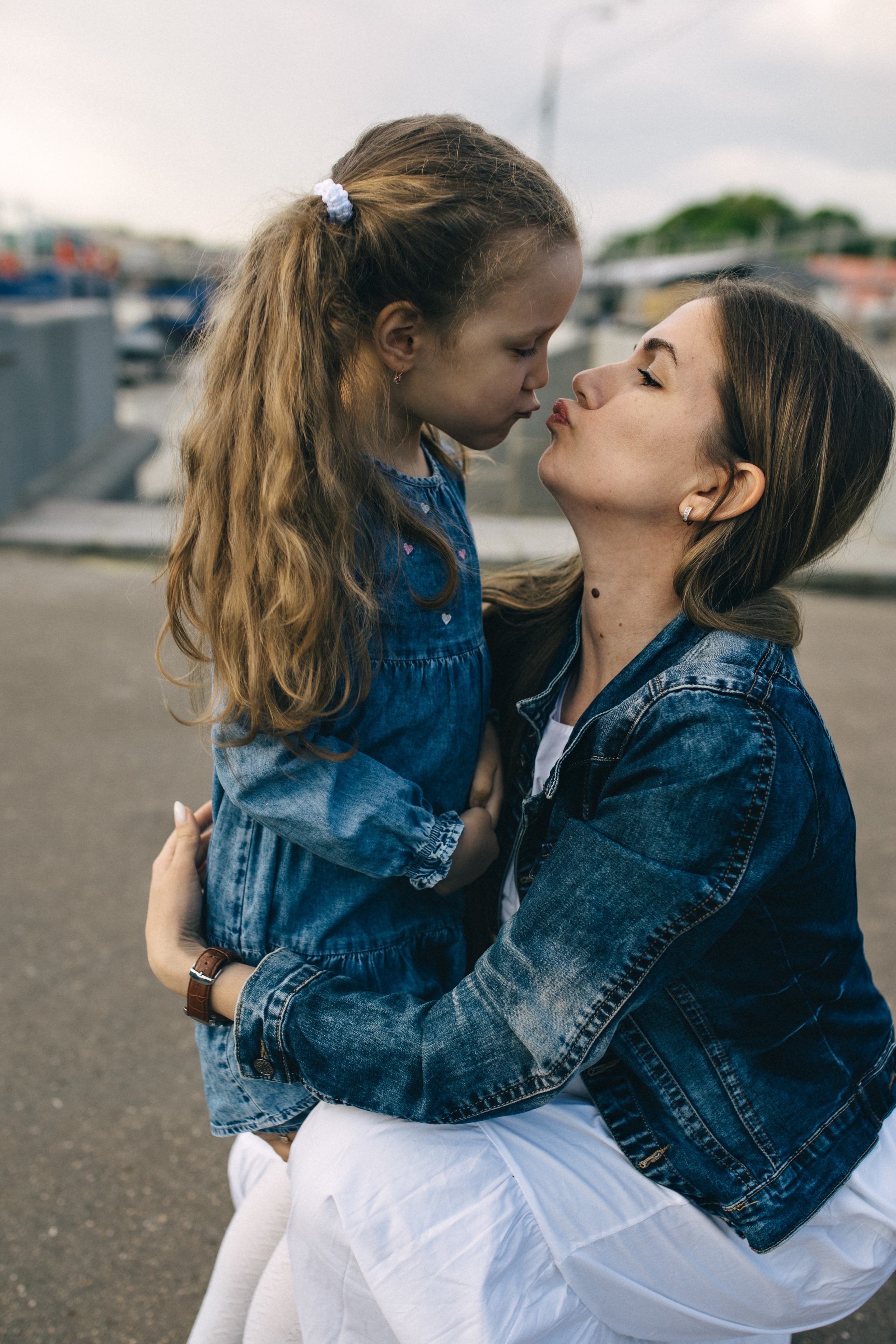 Регина и Кристина. Прогулка в парке им. Горького. Профессиональный фотограф, Москва |Видное Елена Елизарова