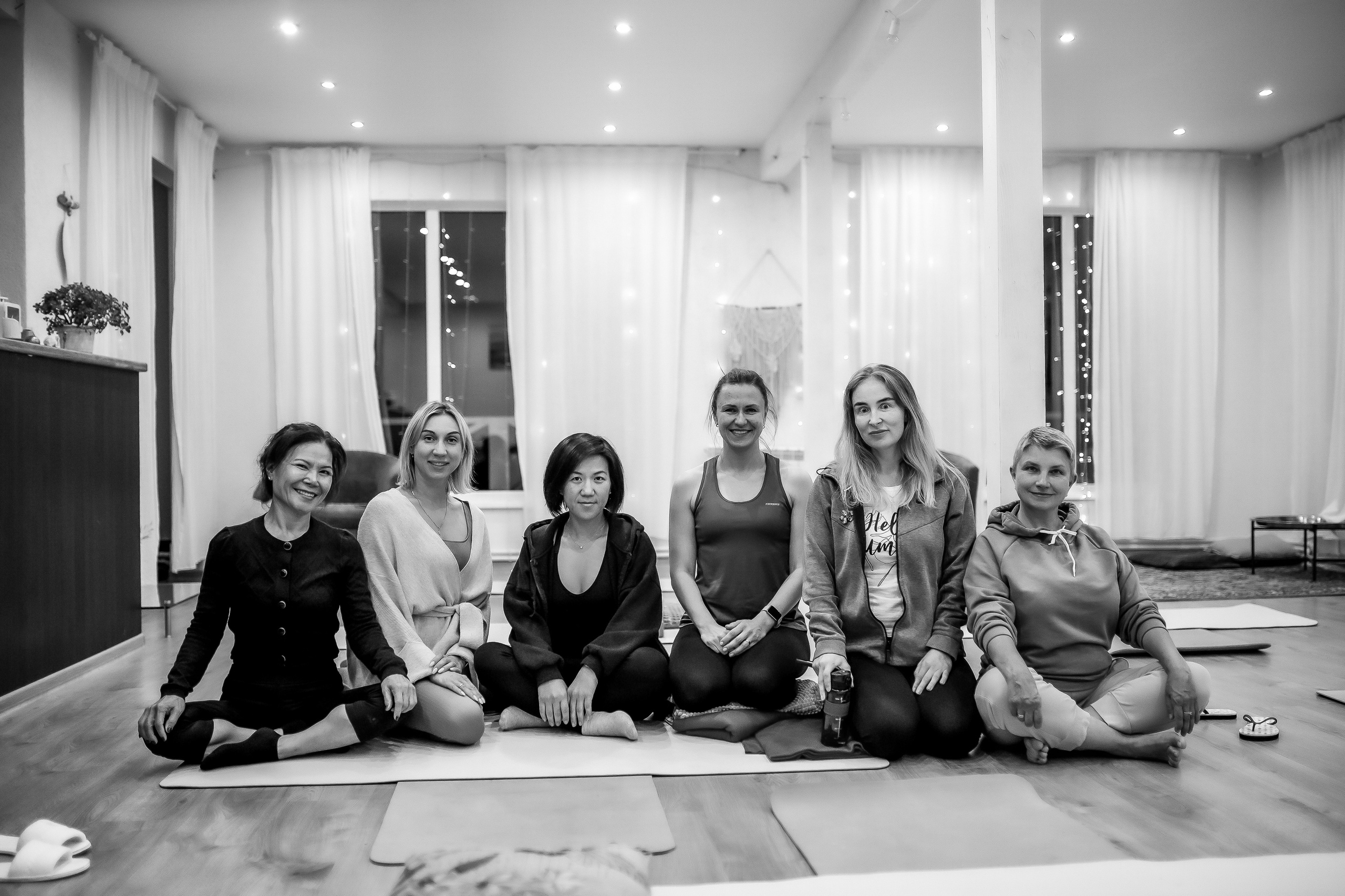 Йога дача. Выезд на природу. Профессиональный фотограф, Москва |Видное Елена Елизарова