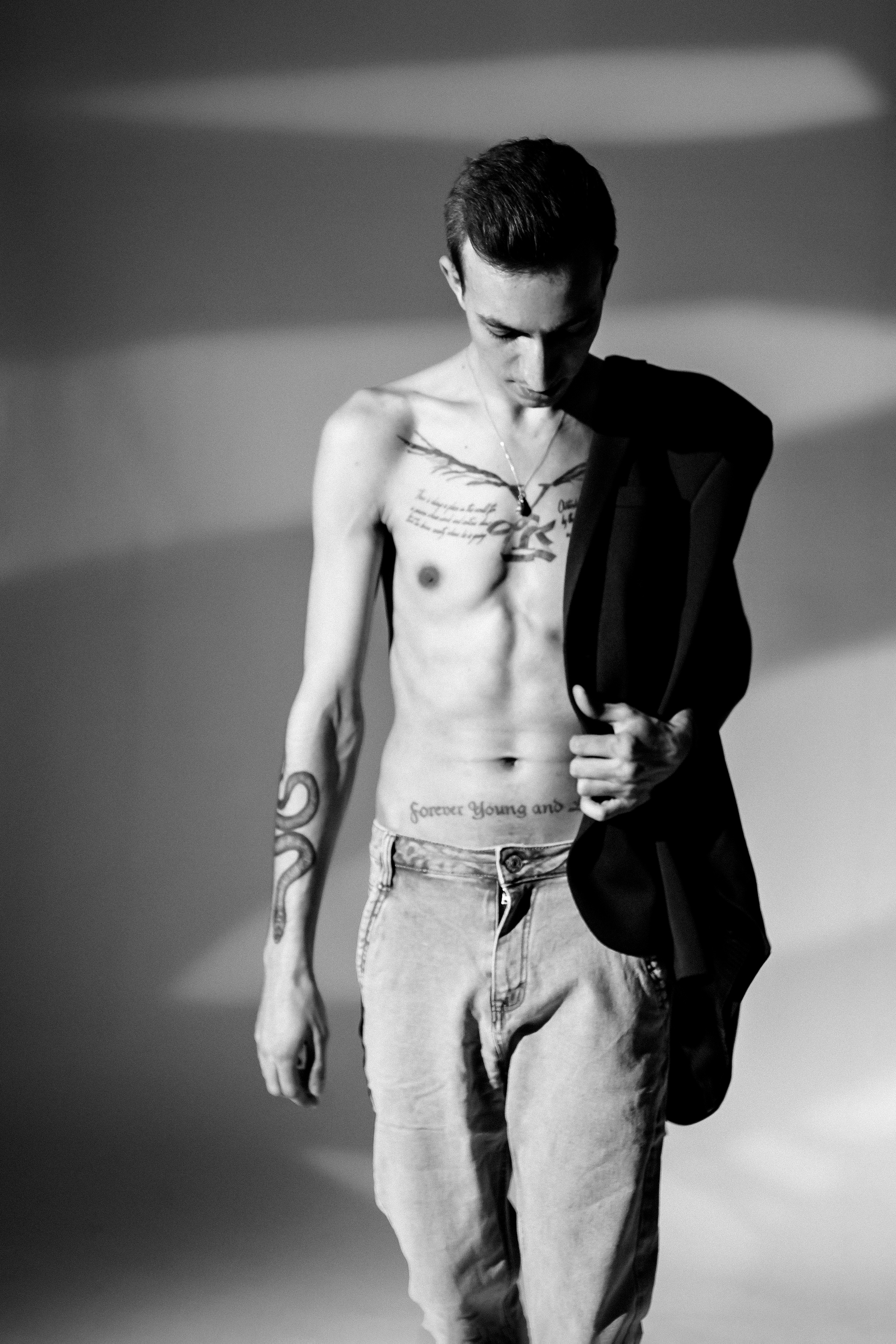 Юра. Фотосессия в студии со студийным светом. Профессиональный фотограф, Москва |Видное Елена Елизарова