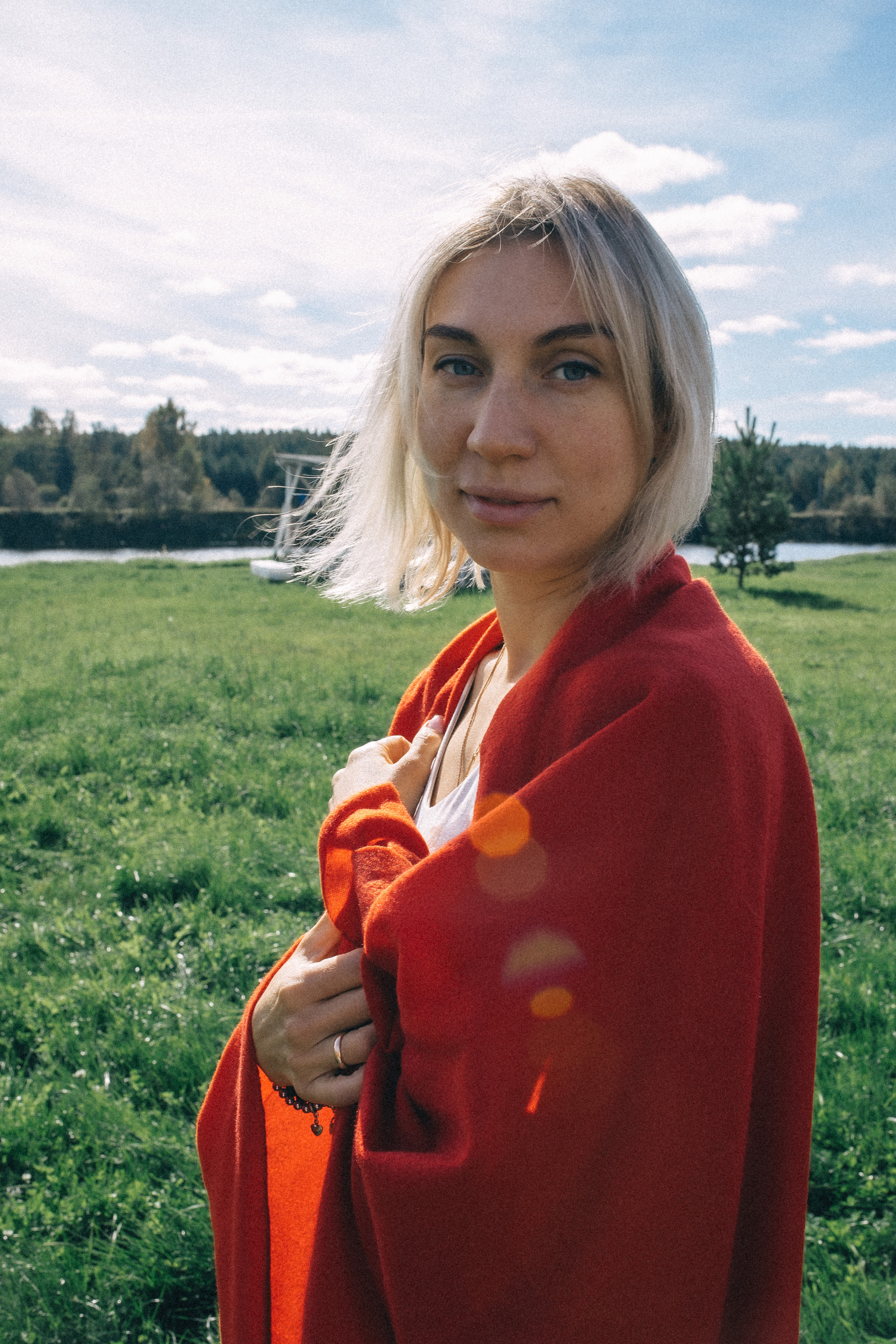 Йога дача. Идея постановочная, а эмоции неподдельные!. Профессиональный фотограф, Москва |Видное Елена Елизарова