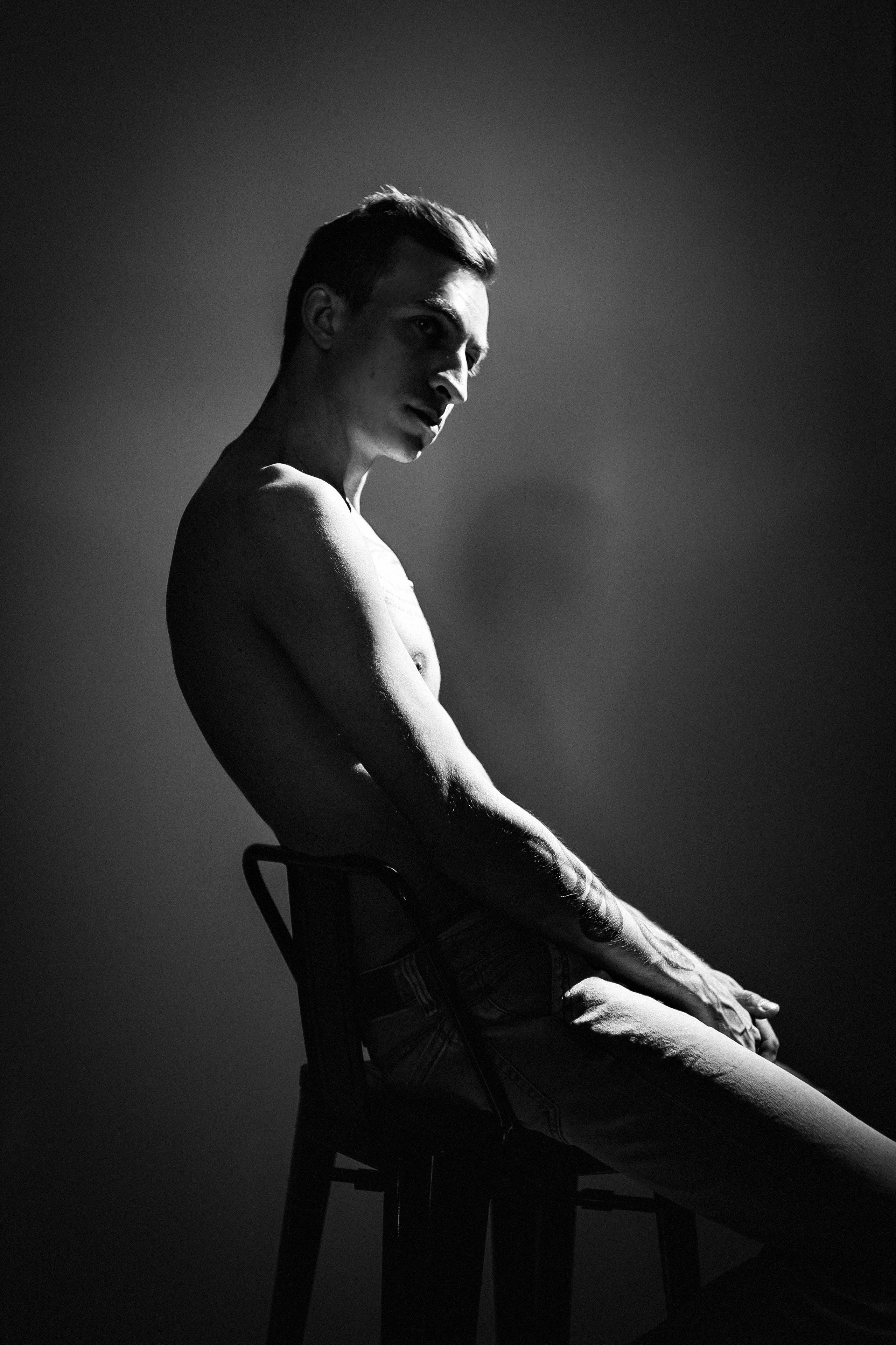 Юра. Фотосессия в студии со студийным светом. Профессиональный фотограф, Москва |Видное Елена Елизарова