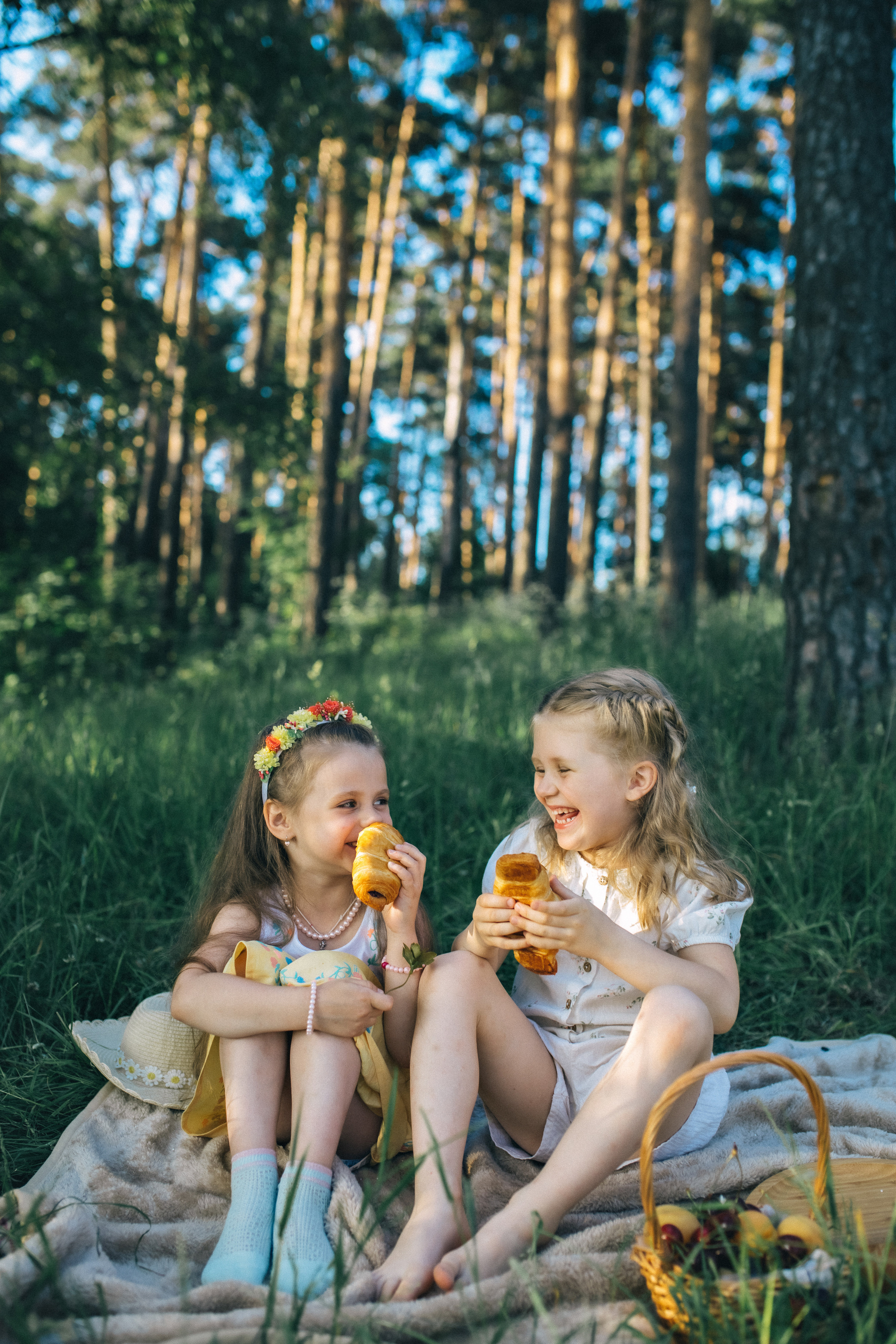 Лия и Полина. Пикник. Профессиональный фотограф, Москва |Видное Елена Елизарова