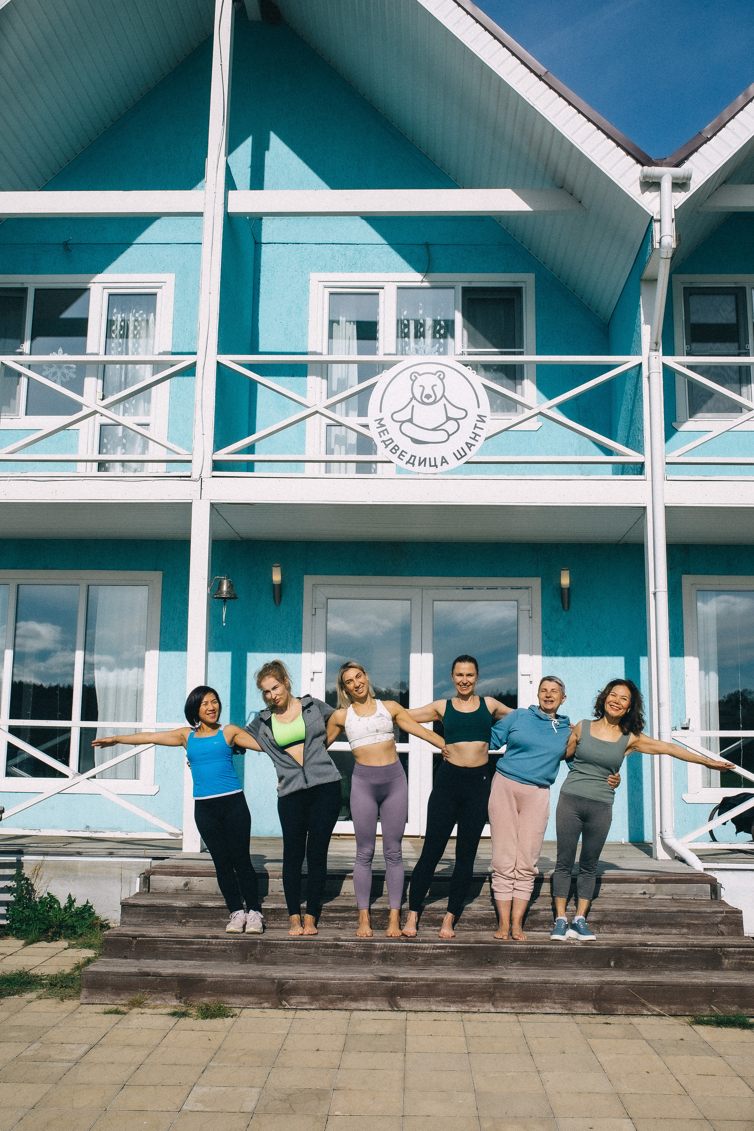 Йога дача. Идея постановочная, а эмоции неподдельные!. Профессиональный фотограф, Москва |Видное Елена Елизарова