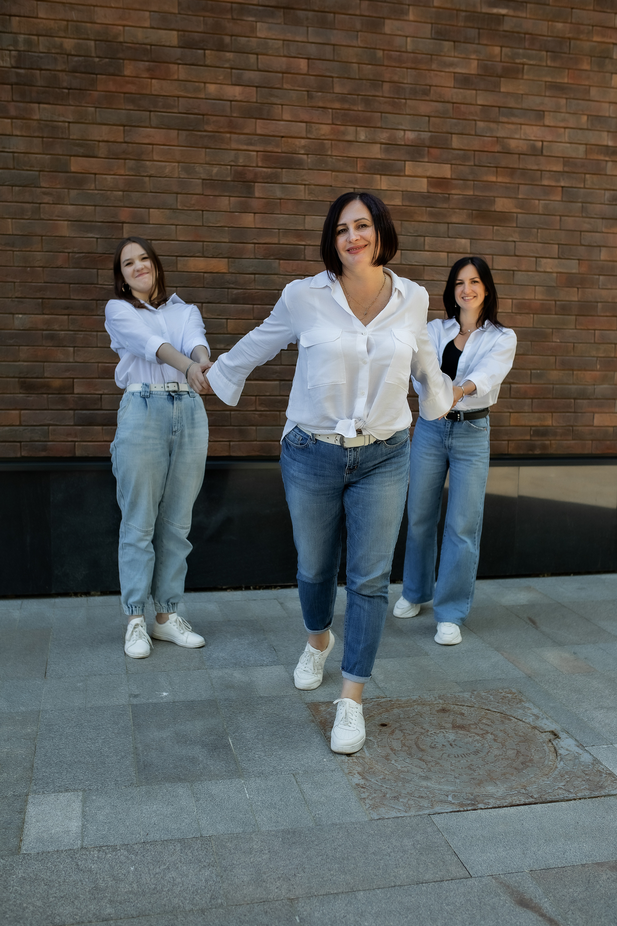 Мама и дочки. Прогулка. Профессиональный фотограф, Москва |Видное Елена Елизарова