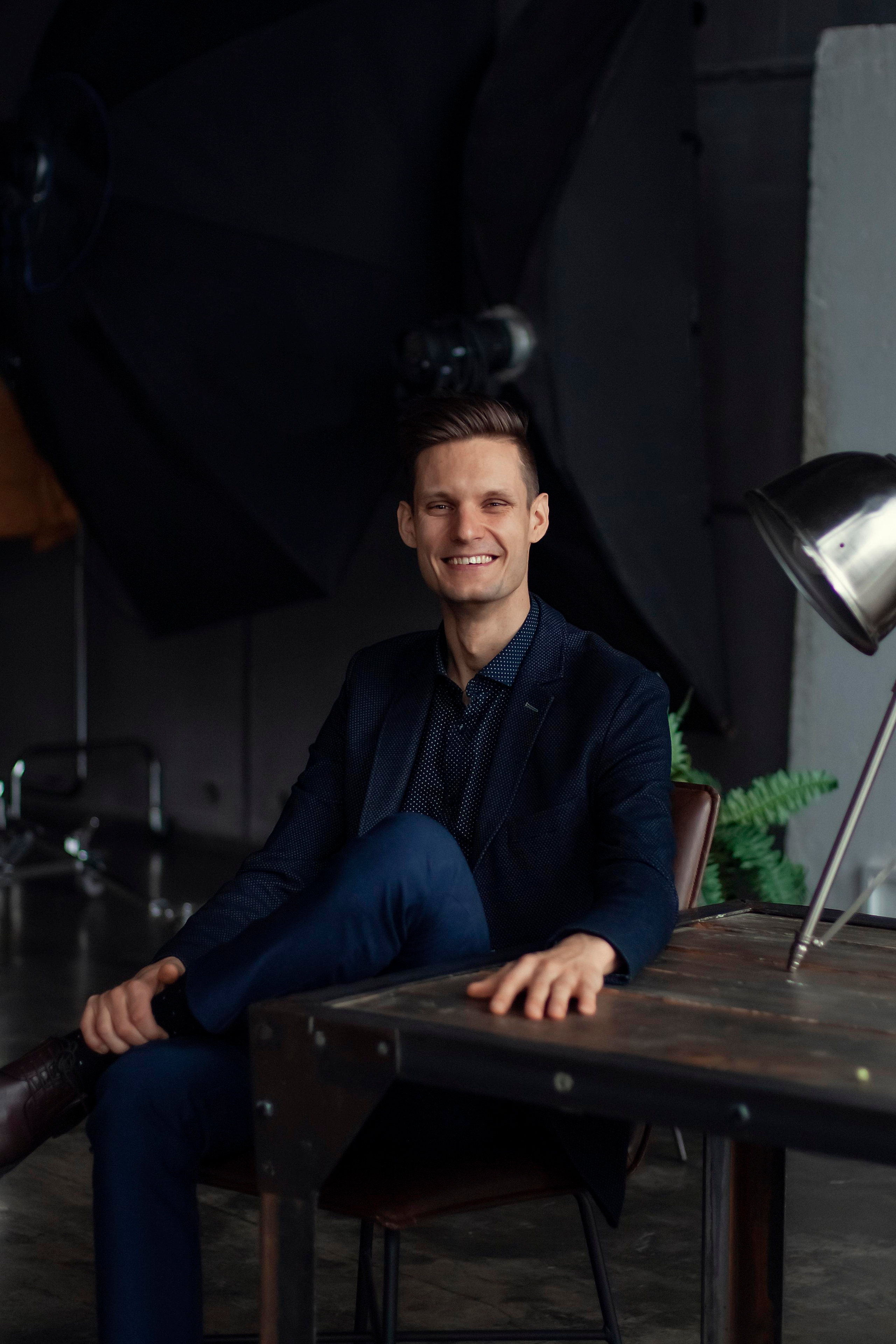 Евгений. Стильная сьемка в студии. Профессиональный фотограф, Москва |Видное Елена Елизарова