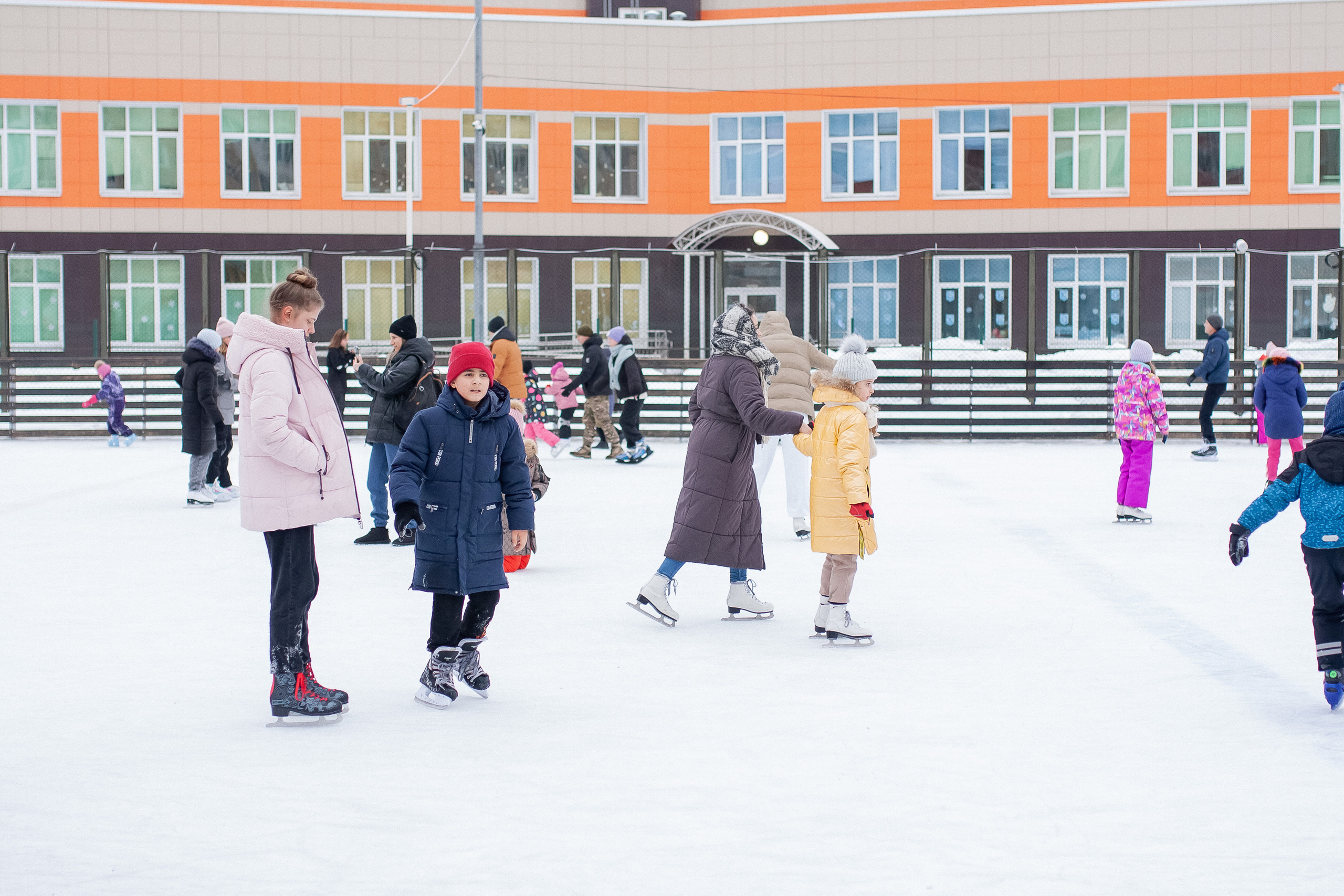 Каток. Веселое катание. Профессиональный фотограф, Москва |Видное Елена Елизарова