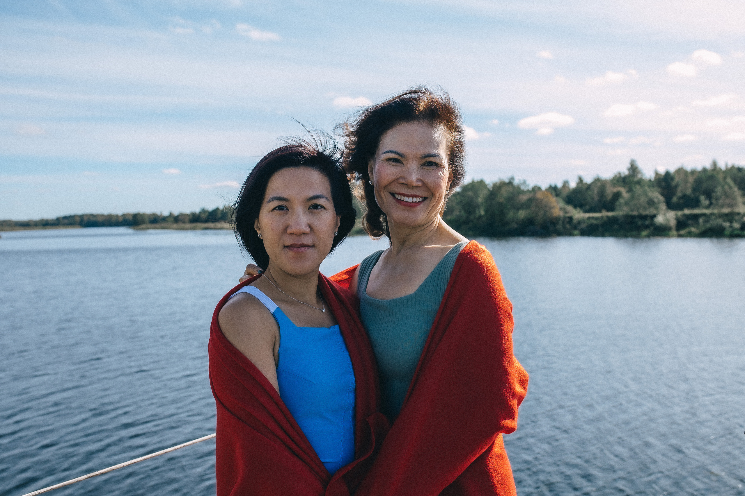 Йога дача. Идея постановочная, а эмоции неподдельные!. Профессиональный фотограф, Москва |Видное Елена Елизарова