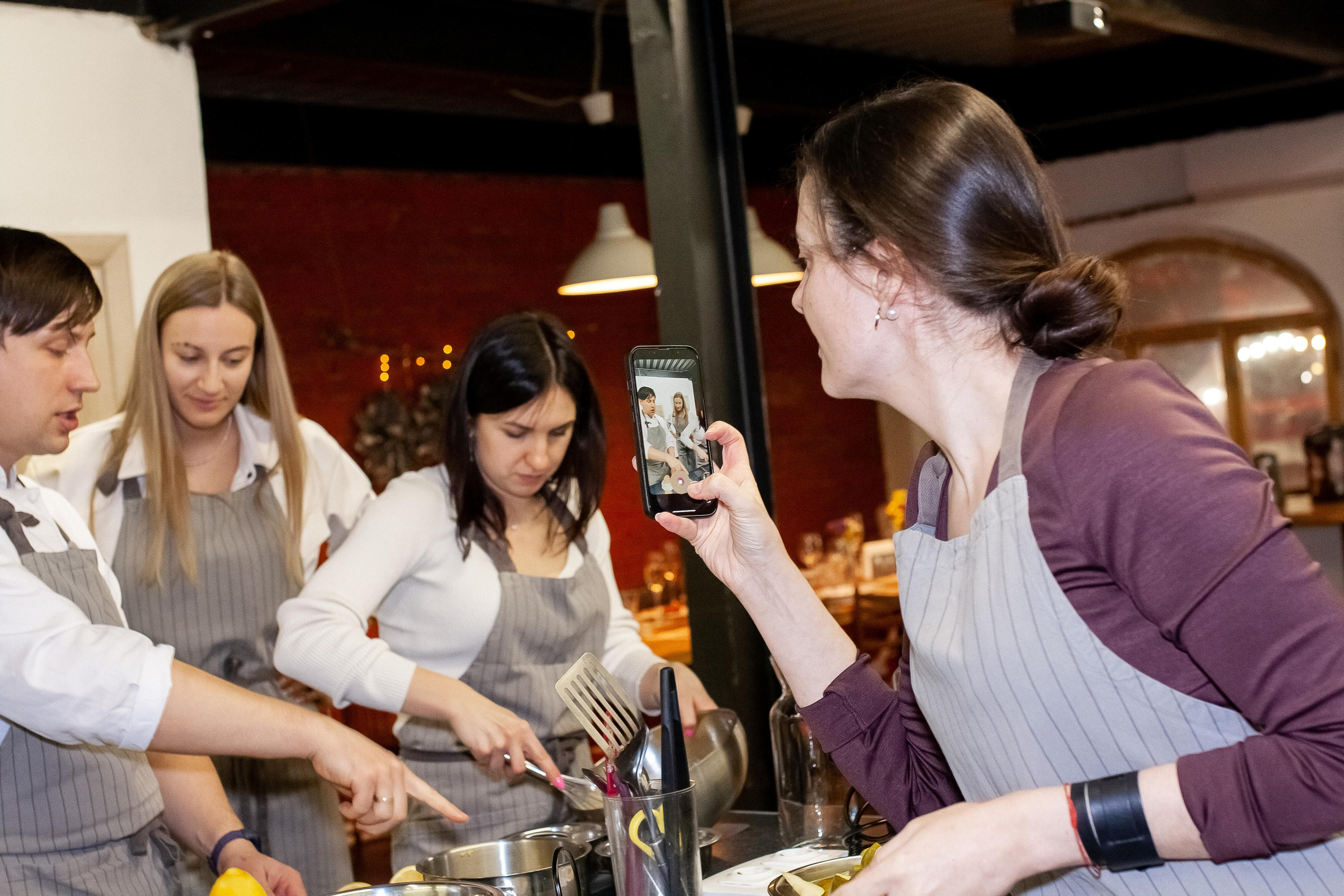 Девичник в кулинарной студии. Профессиональный фотограф, Москва |Видное Елена Елизарова