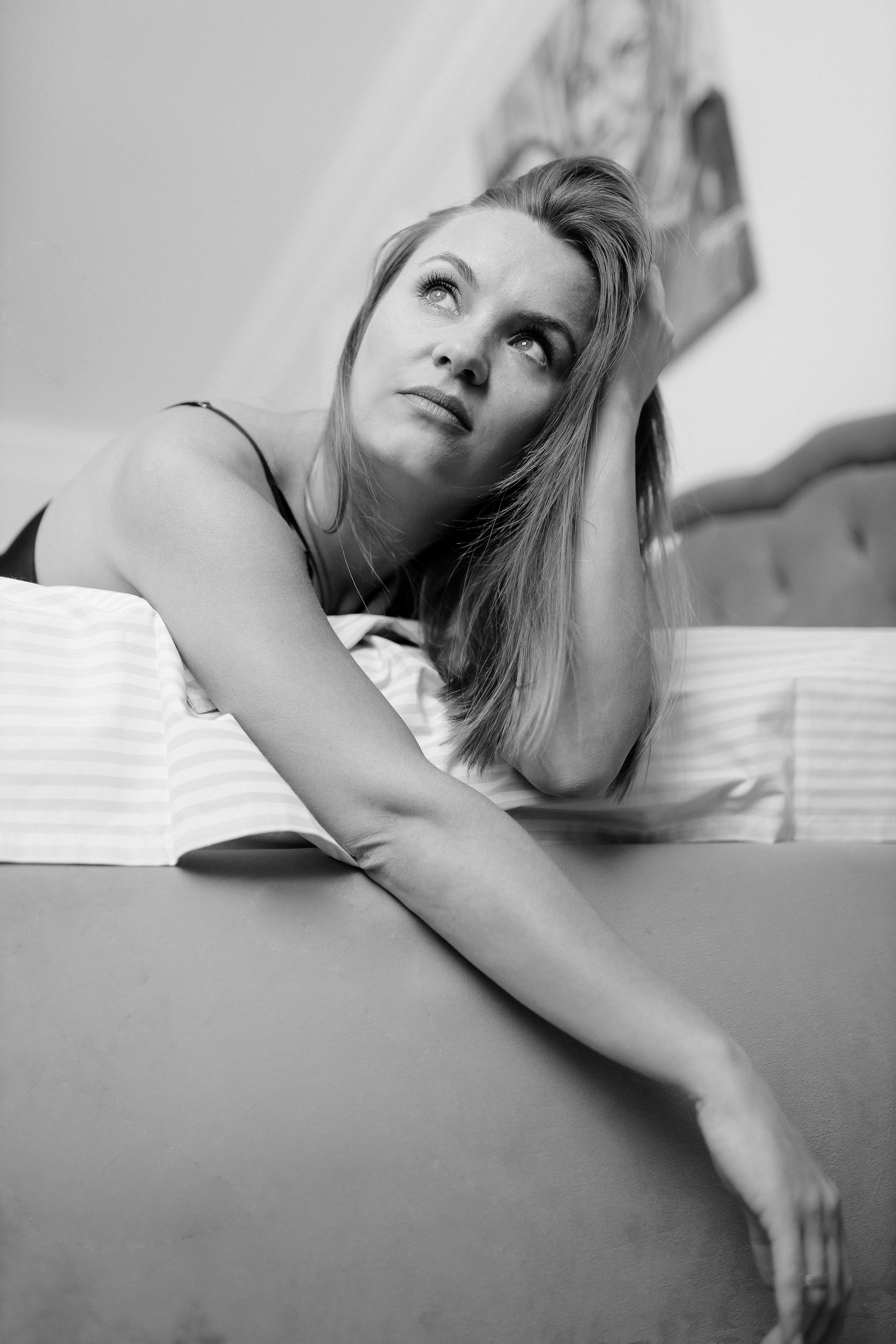 Анна. Ранее утро, фотосессия дома. Профессиональный фотограф, Москва |Видное Елена Елизарова