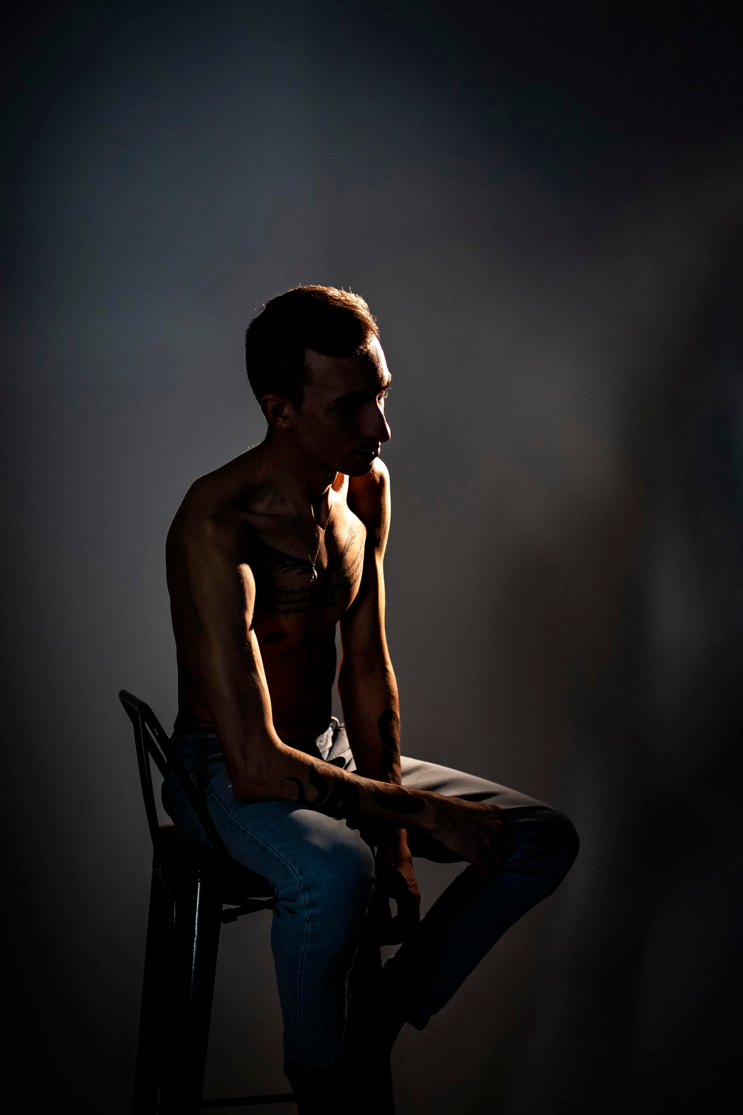 Юра. Фотосессия в студии со студийным светом. Профессиональный фотограф, Москва |Видное Елена Елизарова