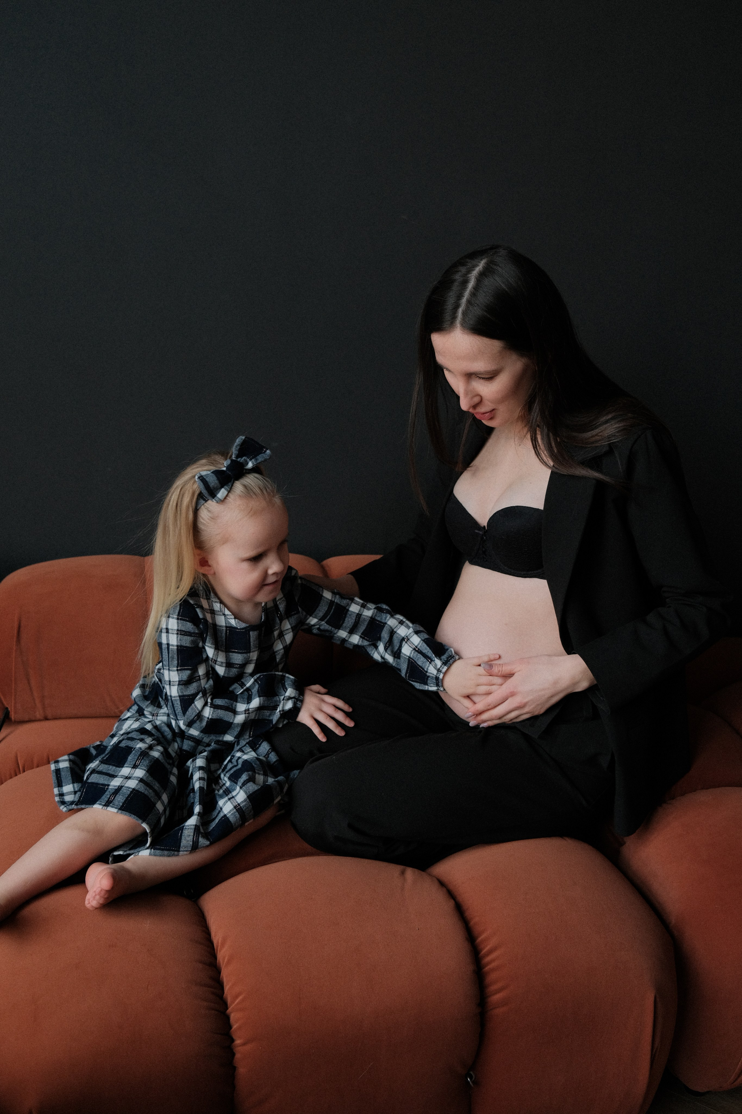 Максим, Оля и Настя. Главная