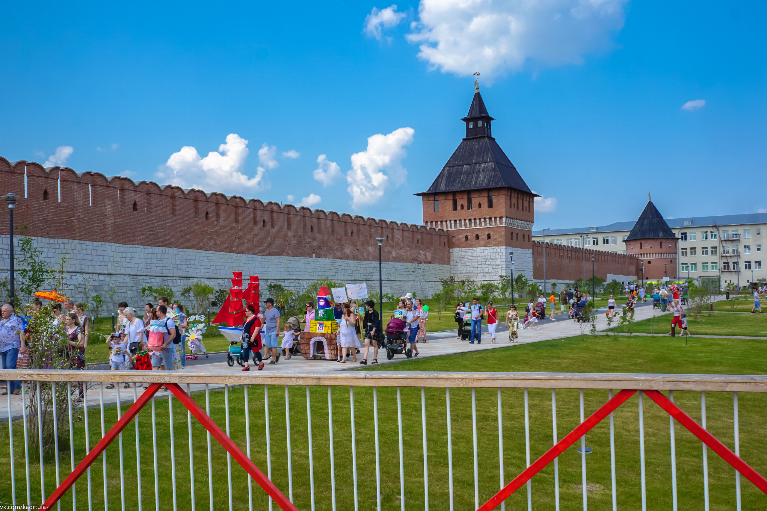 Мампарад в Туле 2019 год. Репортаж. Фотограф в Туле Крупский АнДРей. Фотостудия «КАДР71» в Туле