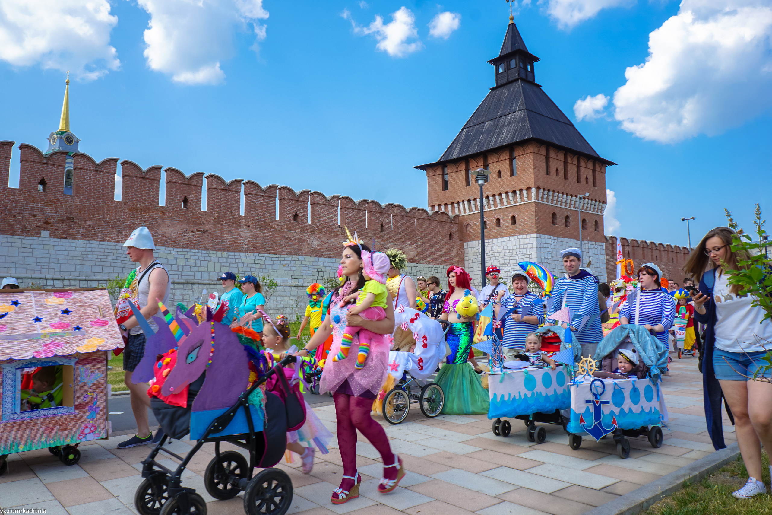 Мампарад в Туле 2019 год. Репортаж. Фотограф в Туле Крупский АнДРей. Фотостудия «КАДР71» в Туле