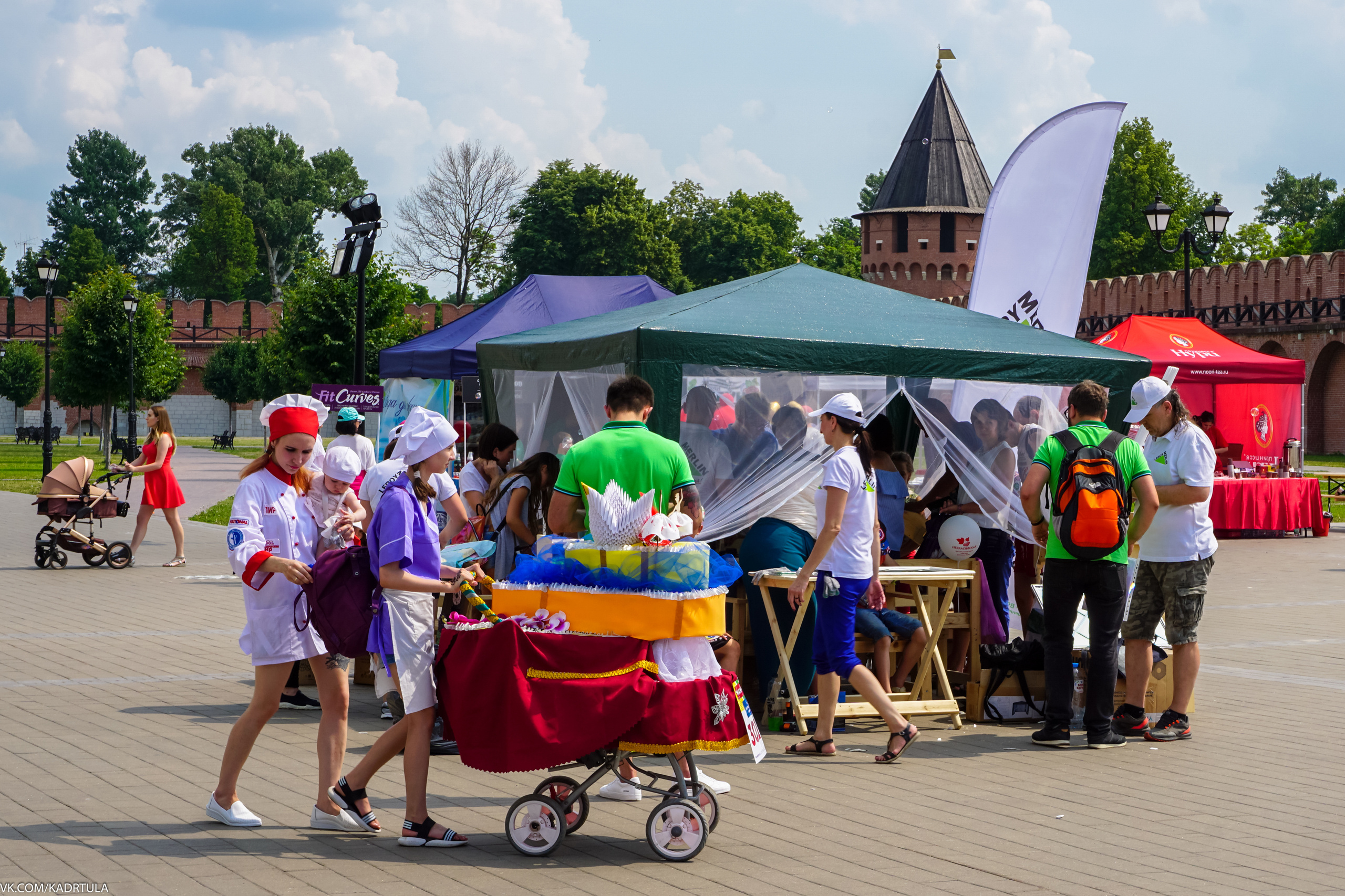 Мампарад в Туле 2019 год. Репортаж. Фотограф в Туле Крупский АнДРей. Фотостудия «КАДР71» в Туле