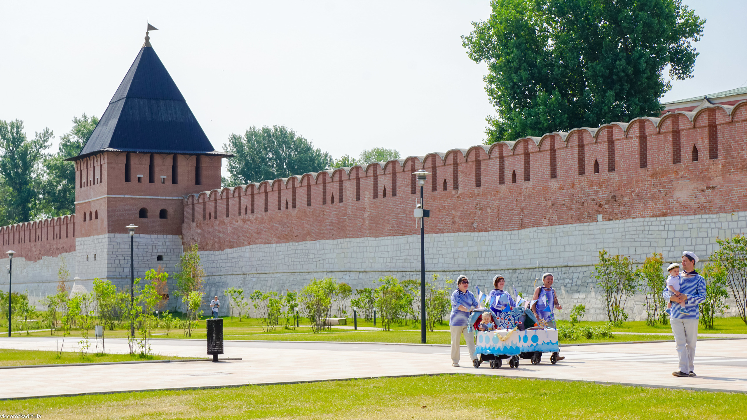 Мампарад в Туле 2019 год. Репортаж. Фотограф в Туле Крупский АнДРей. Фотостудия «КАДР71» в Туле
