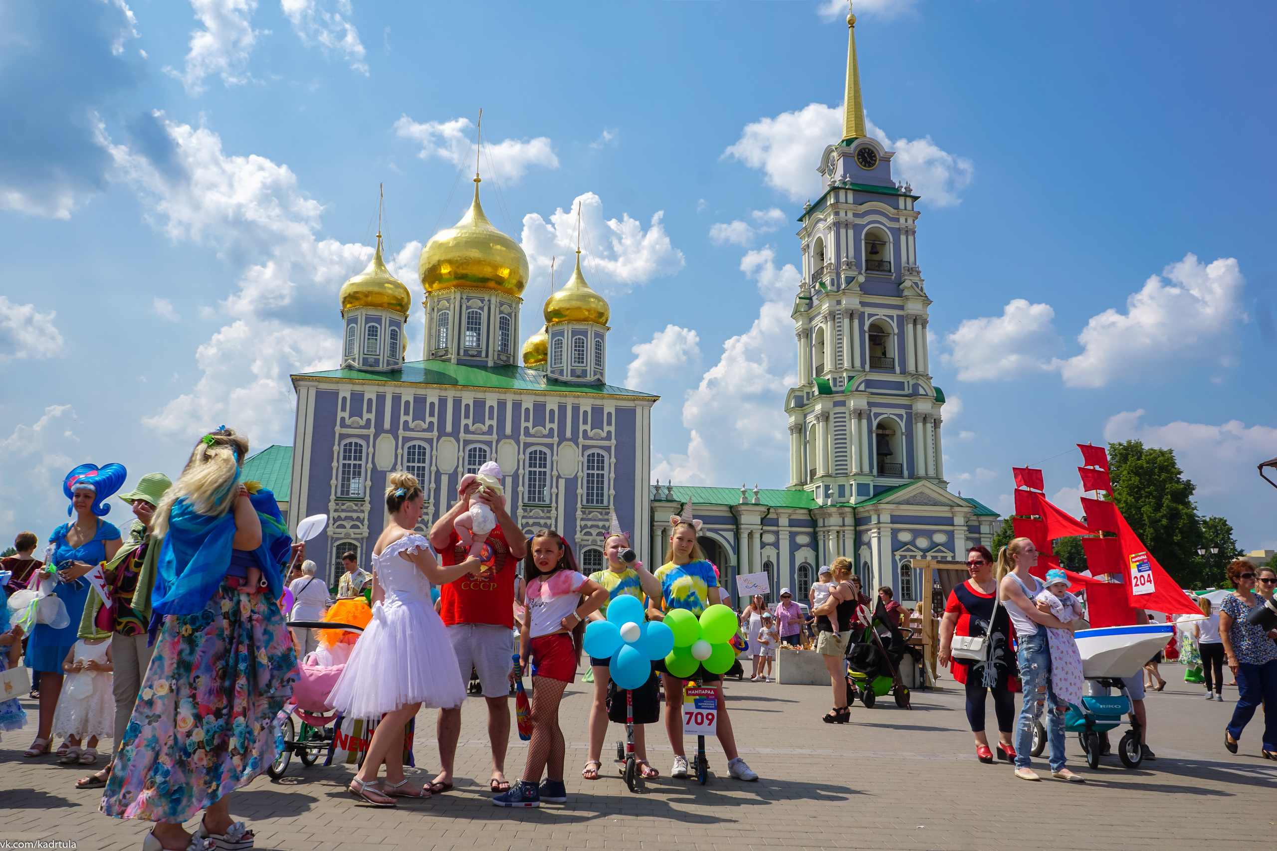 Мампарад в Туле 2019 год. Репортаж. Фотограф в Туле Крупский АнДРей. Фотостудия «КАДР71» в Туле