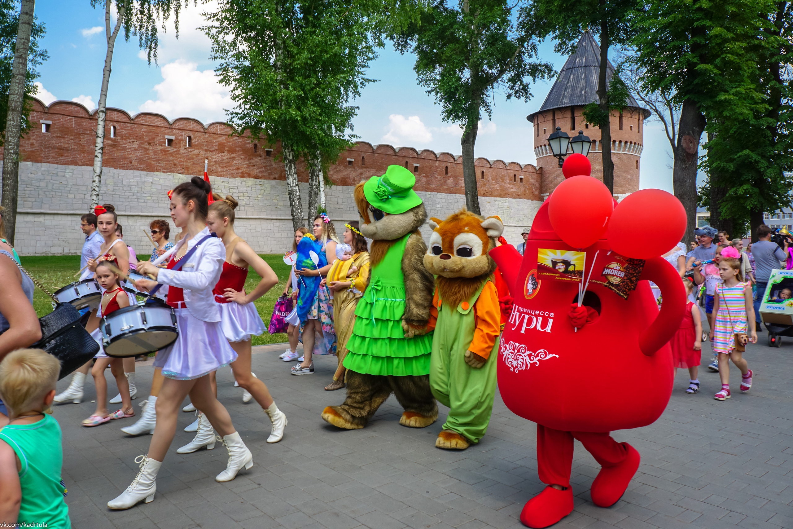 Мампарад в Туле 2019 год. Репортаж. Фотограф в Туле Крупский АнДРей. Фотостудия «КАДР71» в Туле