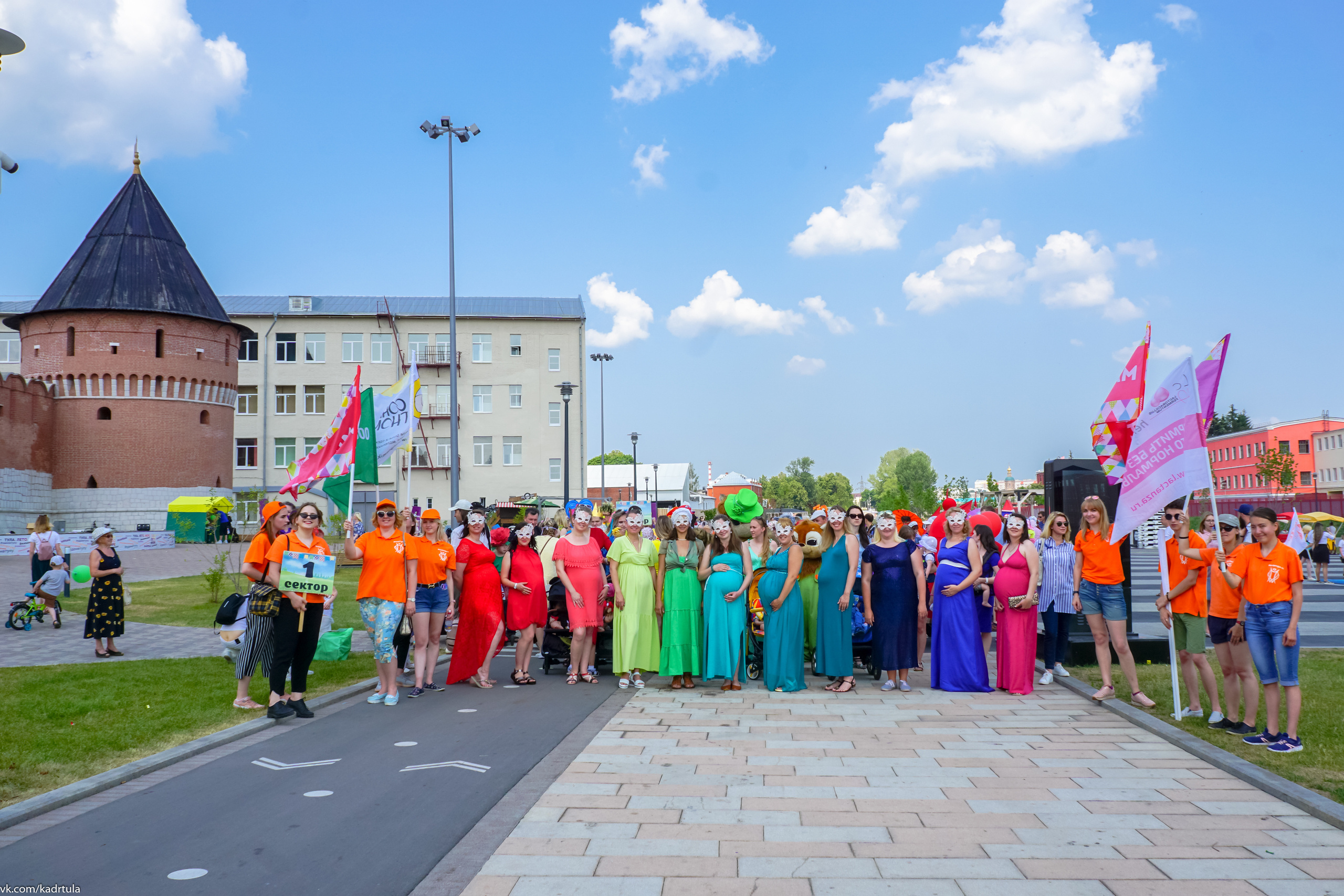 Мампарад в Туле 2019 год. Репортаж. Фотограф в Туле Крупский АнДРей. Фотостудия «КАДР71» в Туле