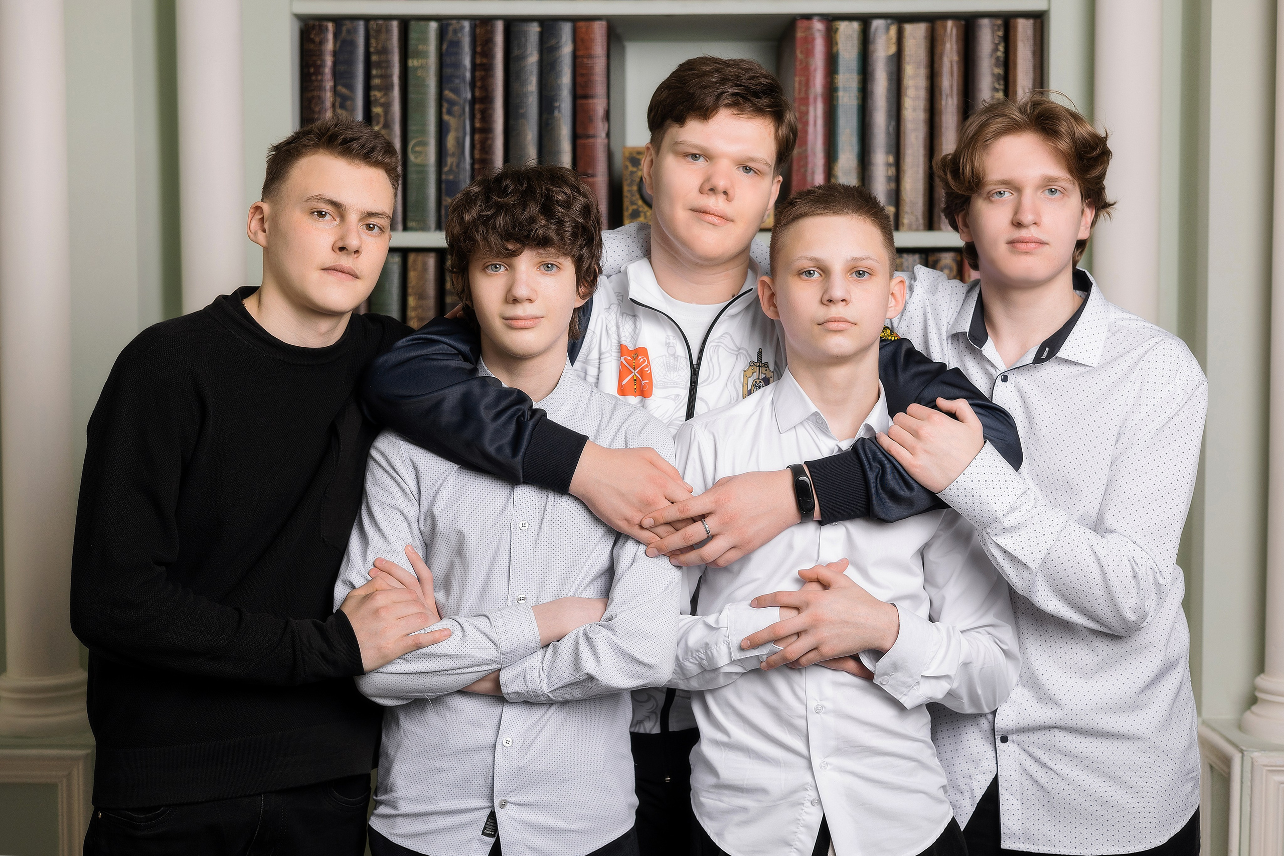 Зал Галерея. Выпускные альбомы. Школьный и семейный фотограф Виктория Игнатьева