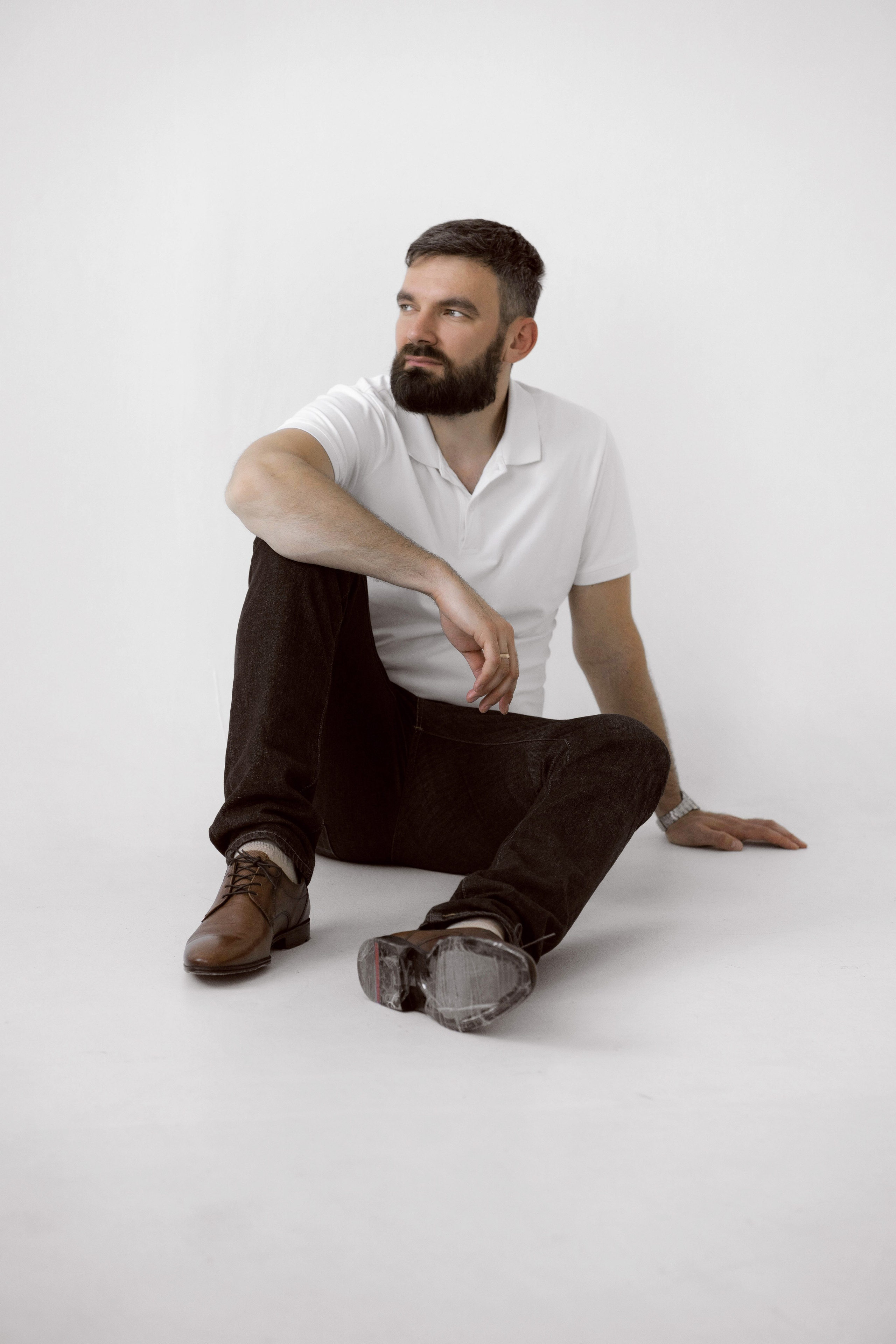 Irina and family. Lifestyle photographer Turku. I catch emotions in the frame