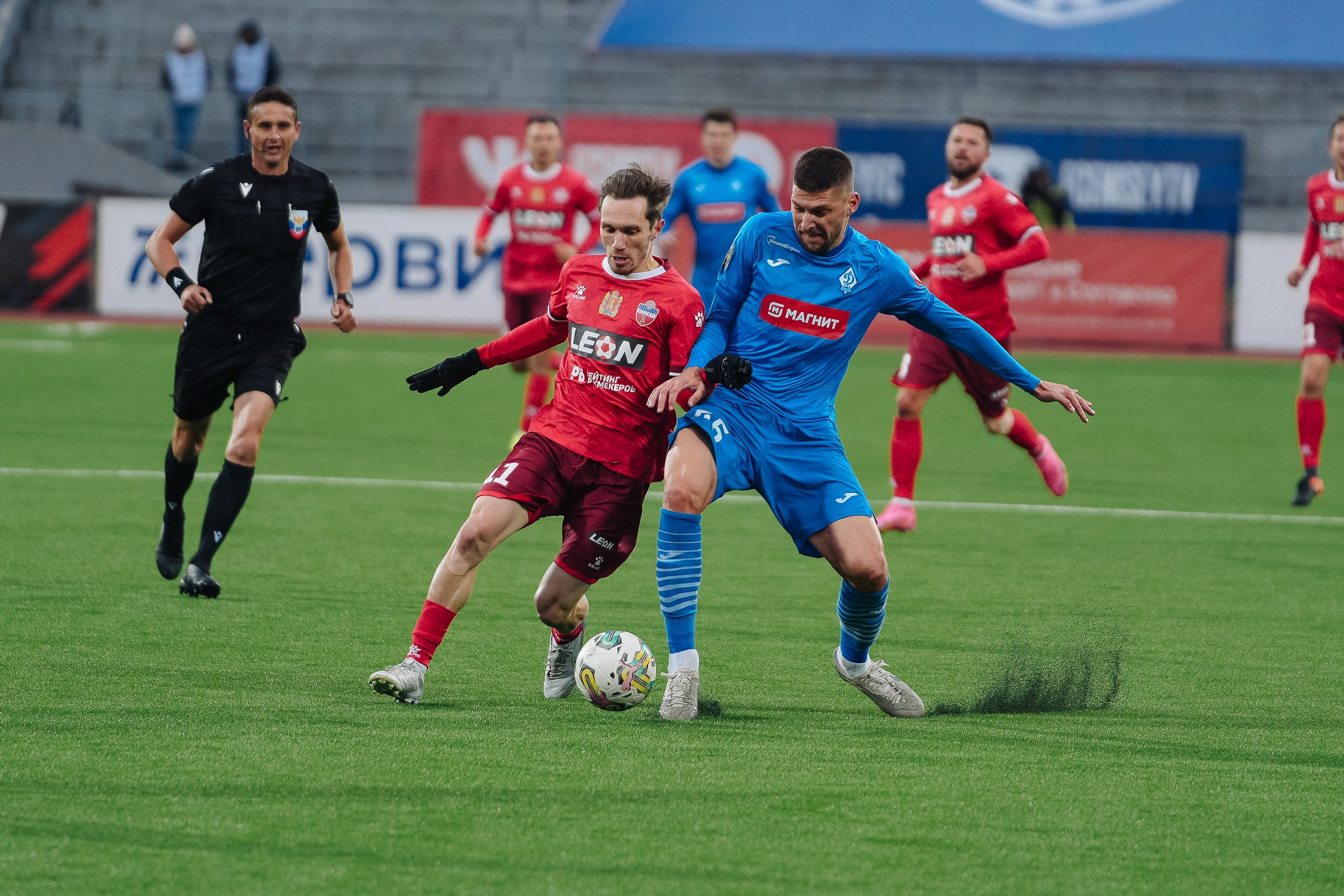 Футбол. Репортажный фотограф Красноярск Алекс Чампакхам