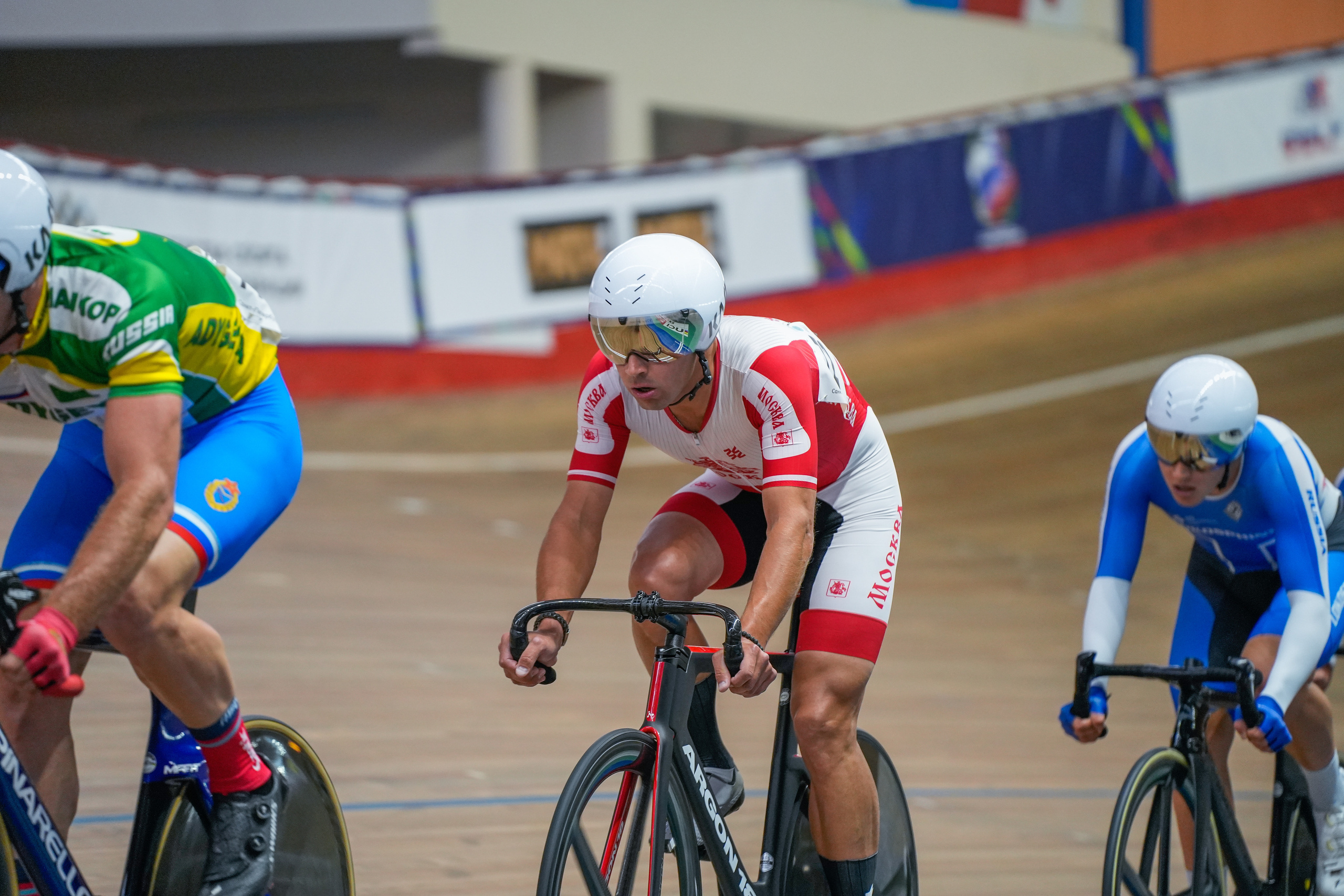 Велоспорт-трек. Спортивный и не только фотограф в Санкт-Петербурге- Артём Золотарёв